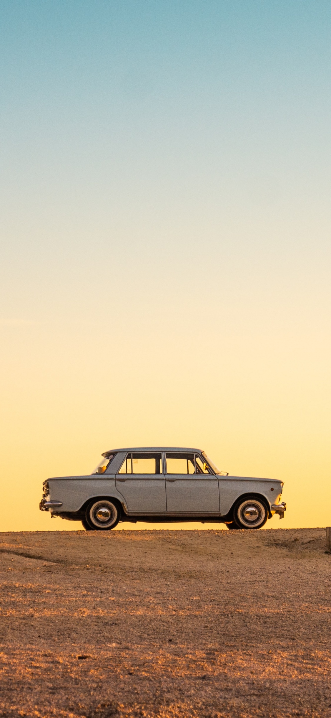Sommer, Ästhetik, Car, Ökoregion, Baum. Wallpaper in 1125x2436 Resolution