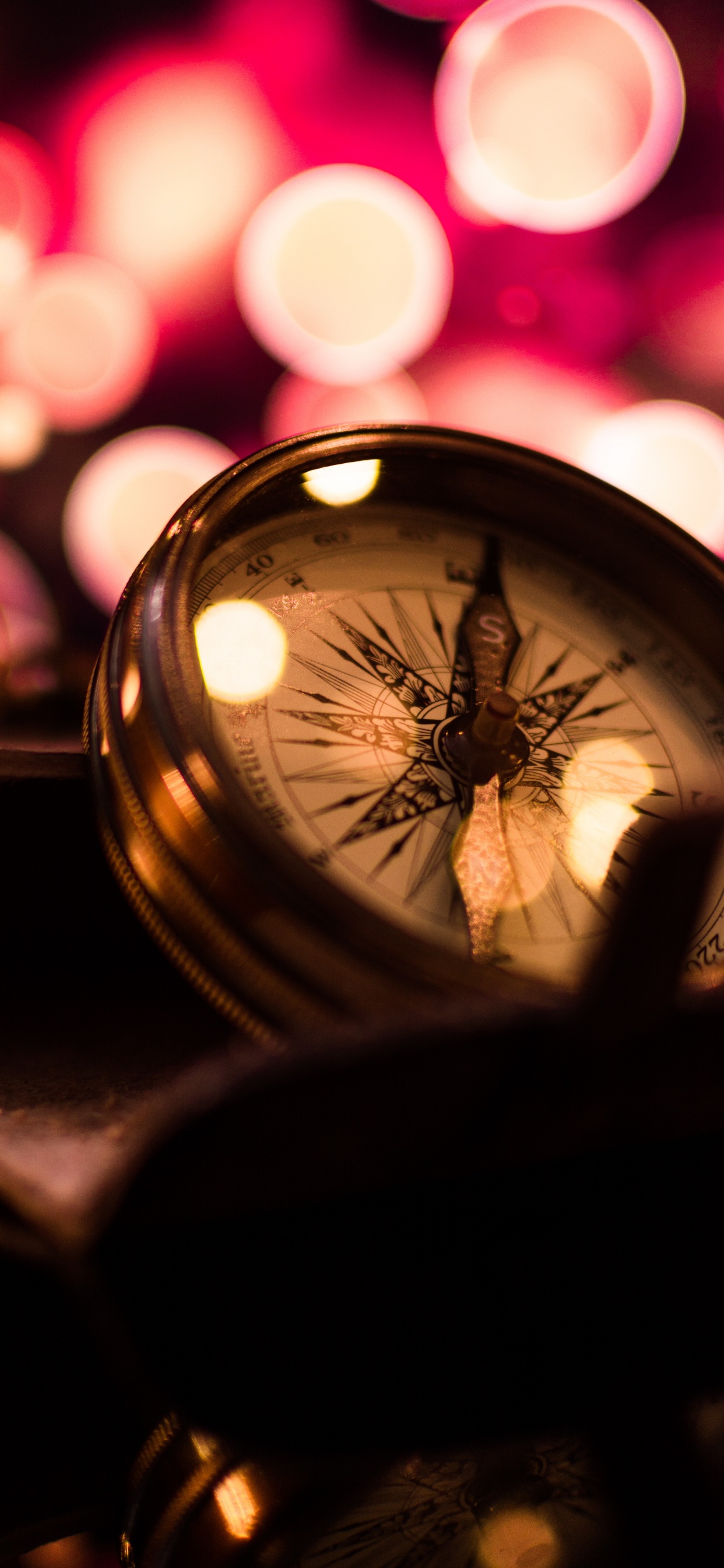 Reloj de Bolsillo Negro y Plateado. Wallpaper in 1242x2688 Resolution