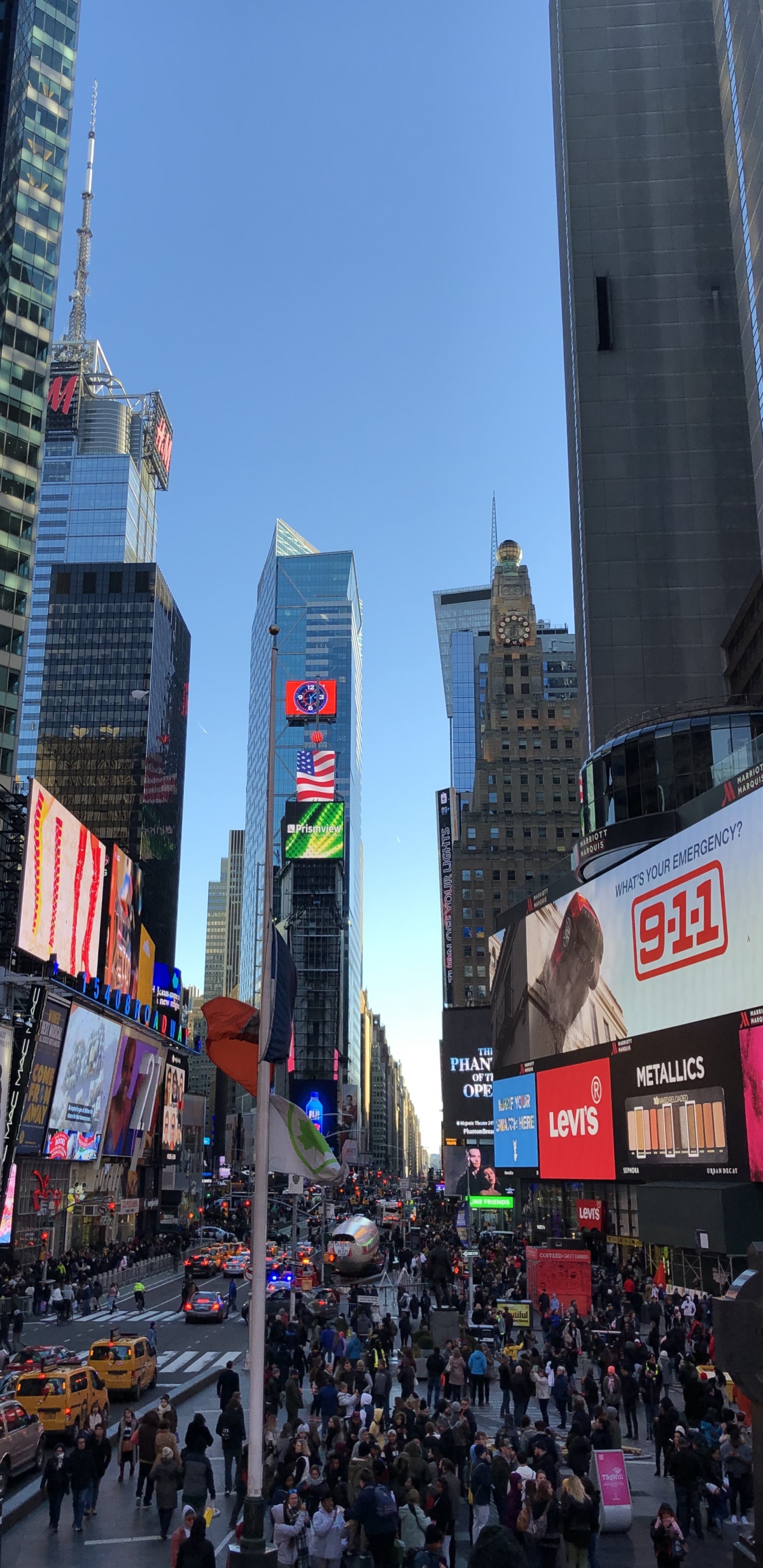 Times Square, King, Tower Block, Metropolis, Urban Area. Wallpaper in 1440x2960 Resolution