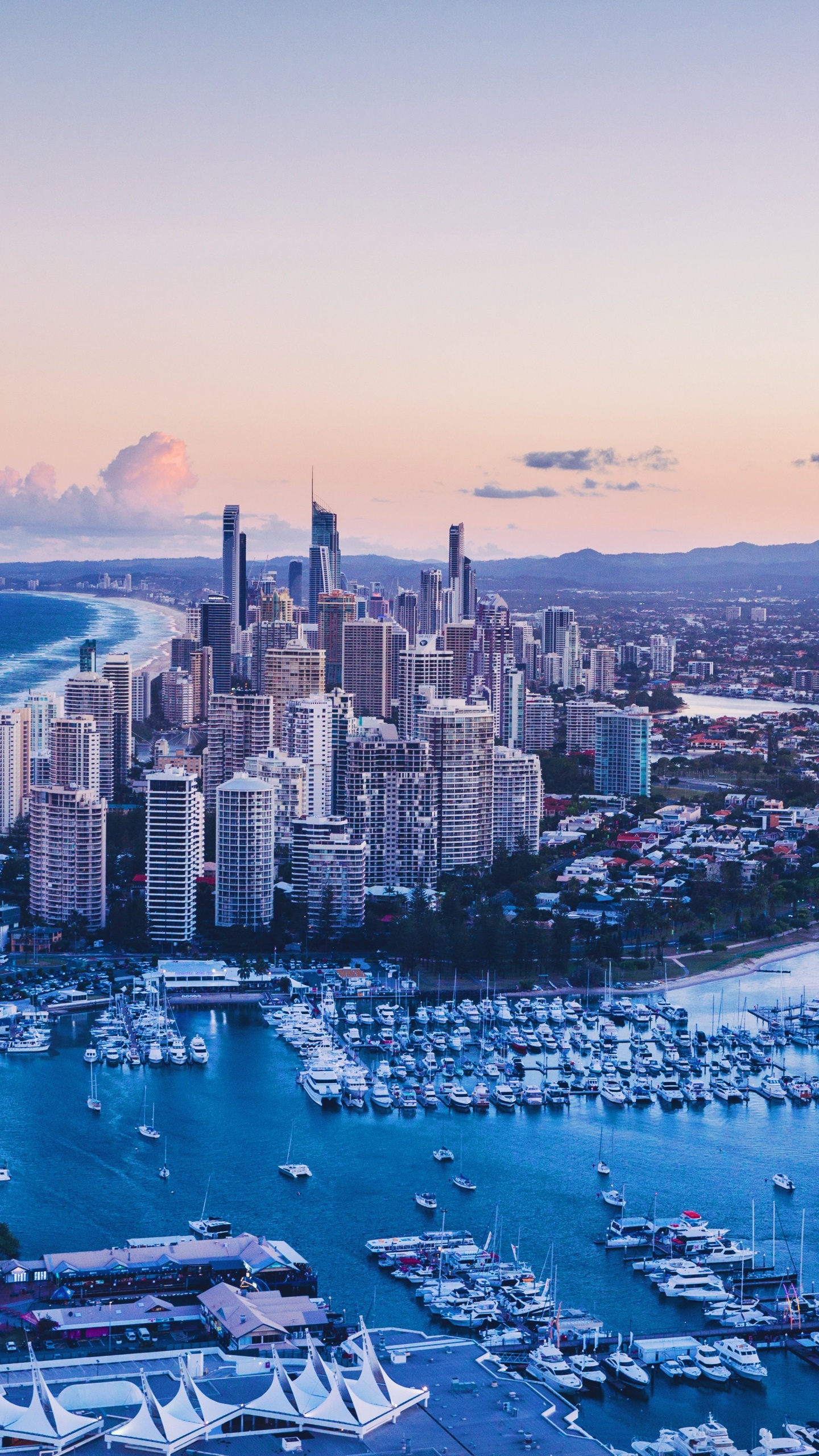 Gold Coast, Surfers Paradise Beach, Gold Coast Broadwater, Brisbane, South East Queensland. Wallpaper in 1440x2560 Resolution