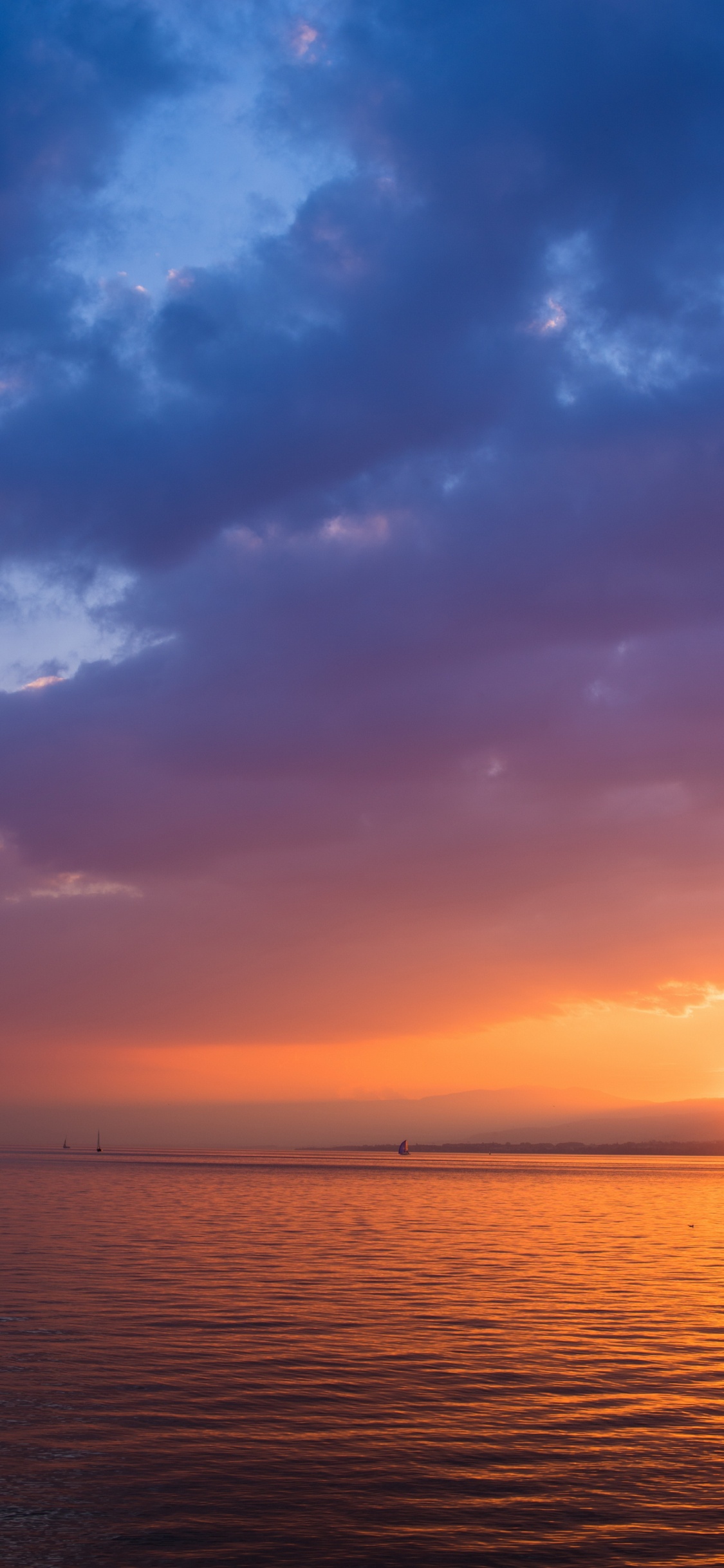 Ciel Bleu Coucher de Soleil, Blue, Eau, Atmosphère, Les Ressources en Eau. Wallpaper in 1125x2436 Resolution