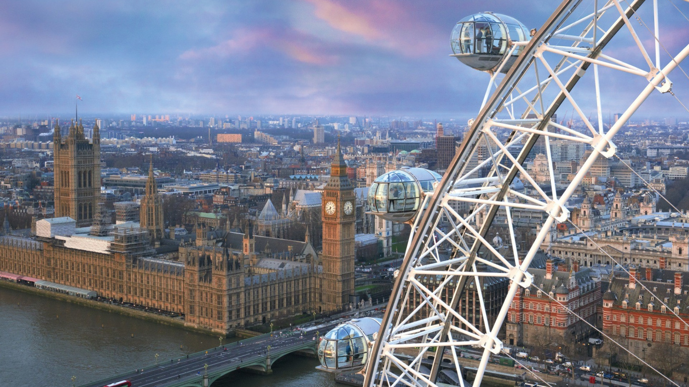 Thames River, River Thames, City Cruises, Tower Bridge, Tower of London. Wallpaper in 1366x768 Resolution