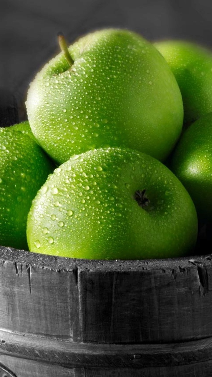 Apple, Aliment, Rangpur, Fruits, Green. Wallpaper in 720x1280 Resolution