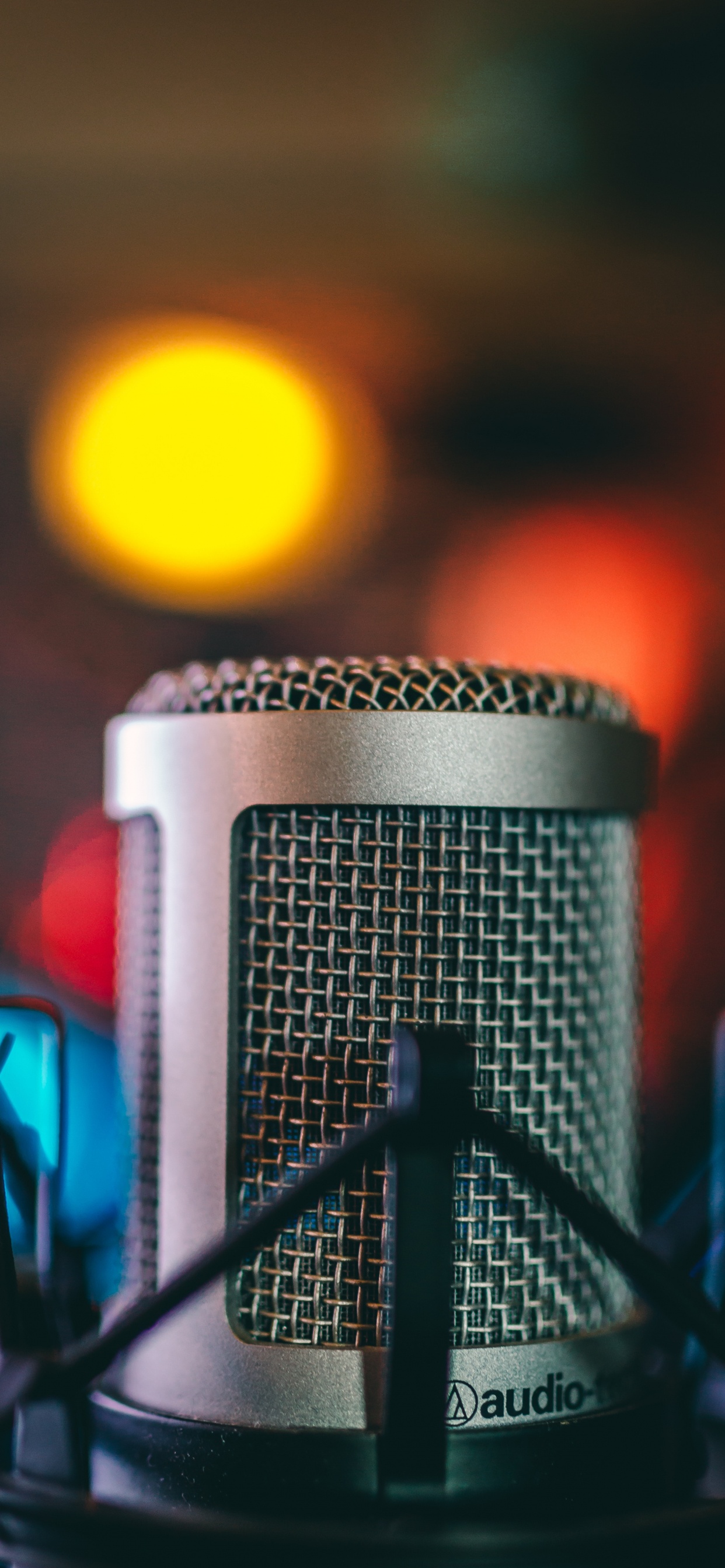 Micrófono, Estudio de Grabación, Equipo de Audio, Video, Soporte de Micrófono. Wallpaper in 1242x2688 Resolution