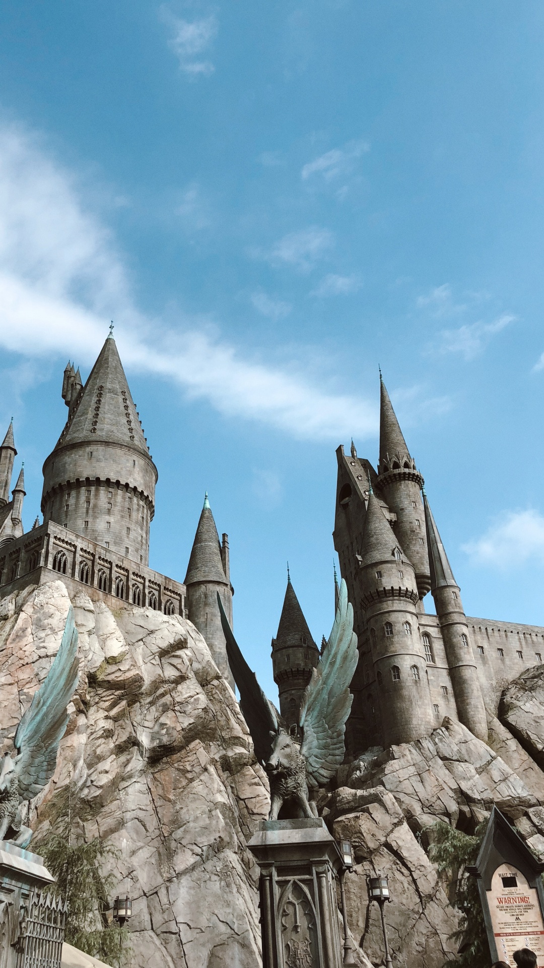 Harry Potter, Diagon Alley, Hogwarts, Middle Ages, Tourism. Wallpaper in 1080x1920 Resolution