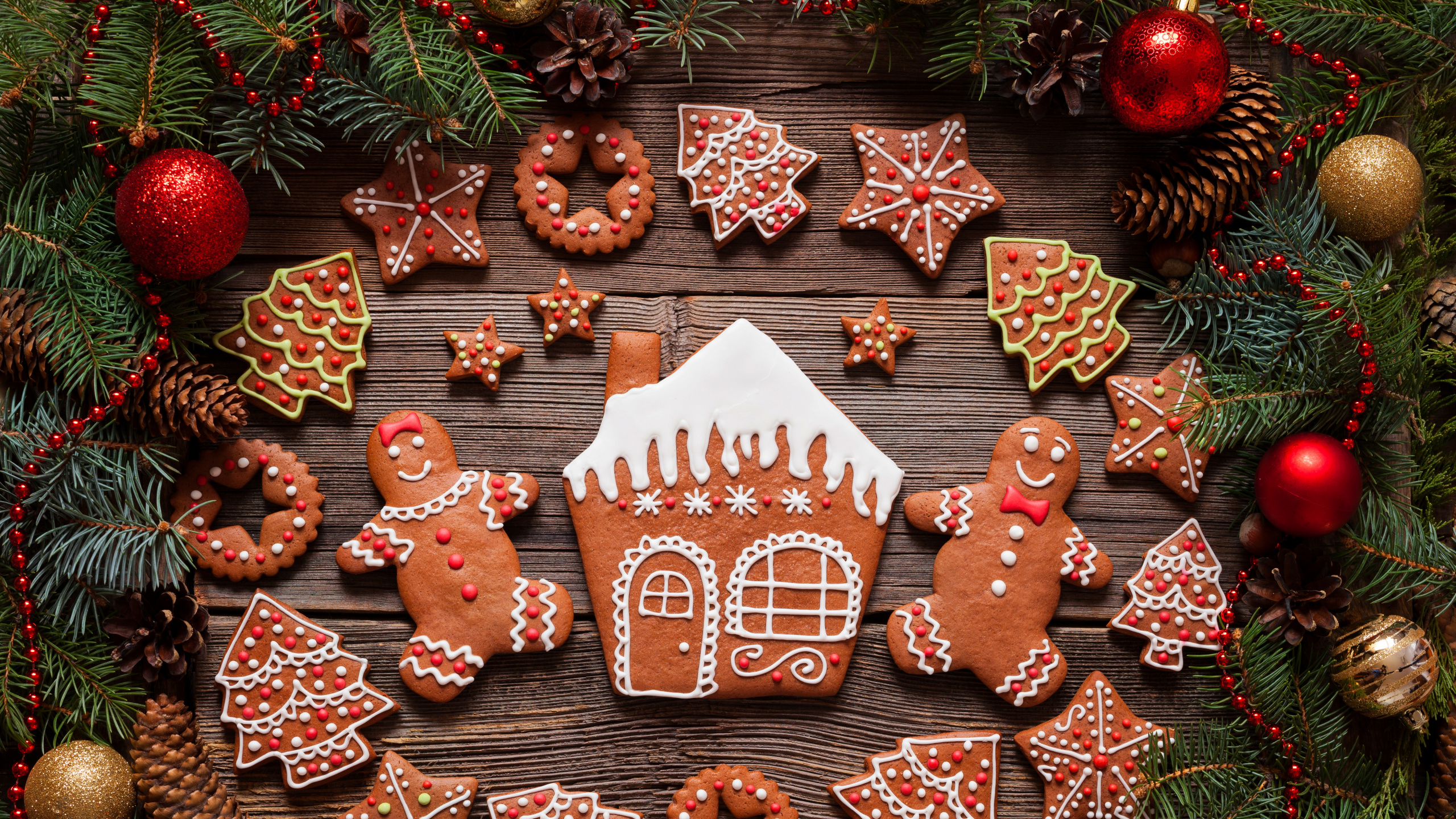 姜饼房, 圣诞节那天, 姜饼的人, 新的一年, 圣诞树 壁纸 2560x1440 允许