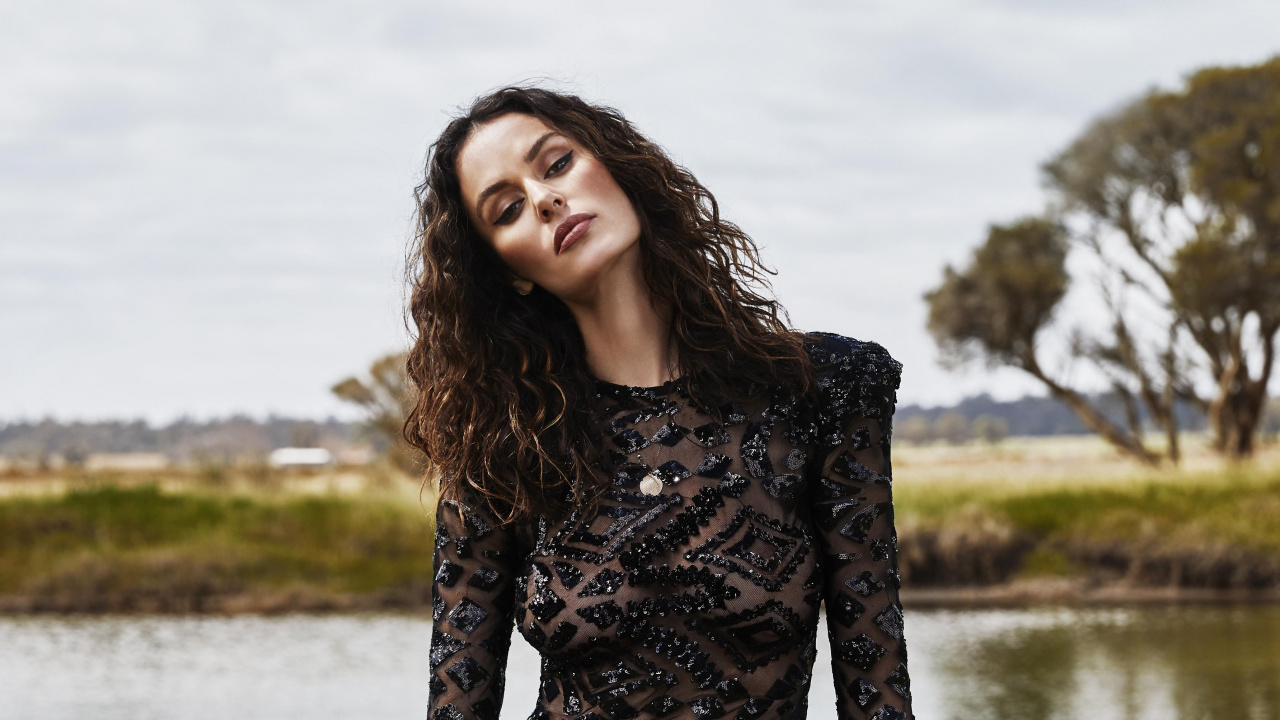 Nicole Trunfio, Model, Supermodel, Hair, Black. Wallpaper in 1280x720 Resolution