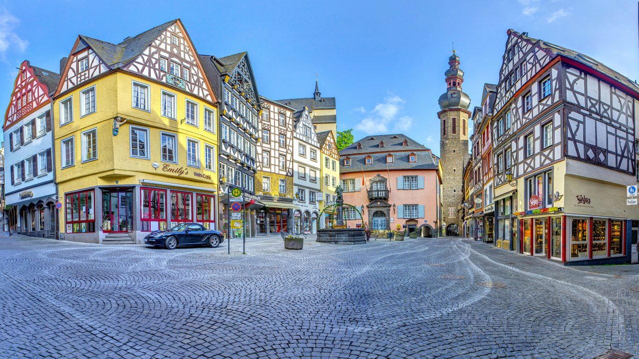 Cars Parked Beside Road Near Buildings During Daytime. Wallpaper in 1280x720 Resolution