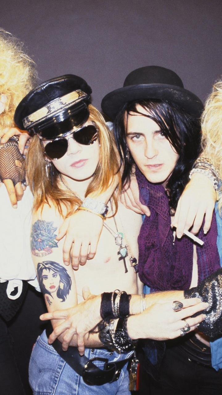 Guns N Roses, Hard Rock, Guitariste, Pas Dans Cette Vie en Tournée, Izzy Stradlin. Wallpaper in 720x1280 Resolution