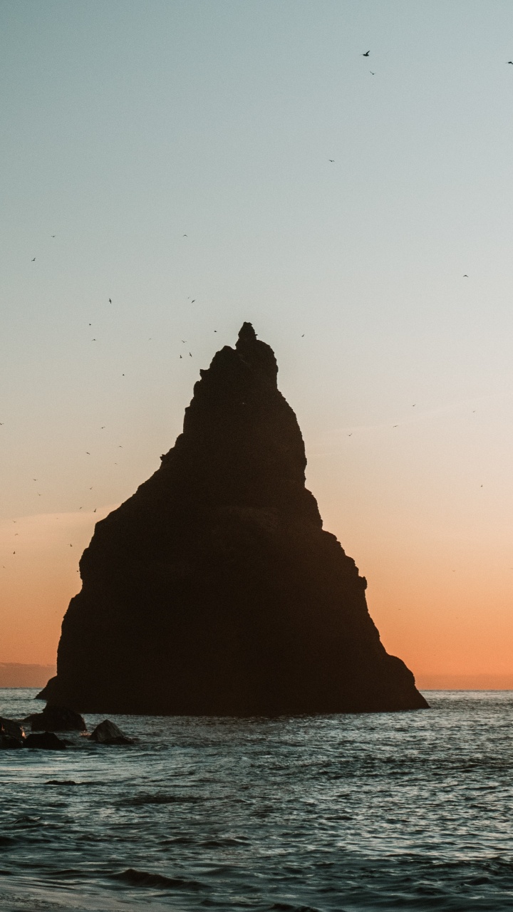 Küste, Küsten-und Ozeanischen Formationen, Reynisdrangar, Stack, Rock. Wallpaper in 720x1280 Resolution