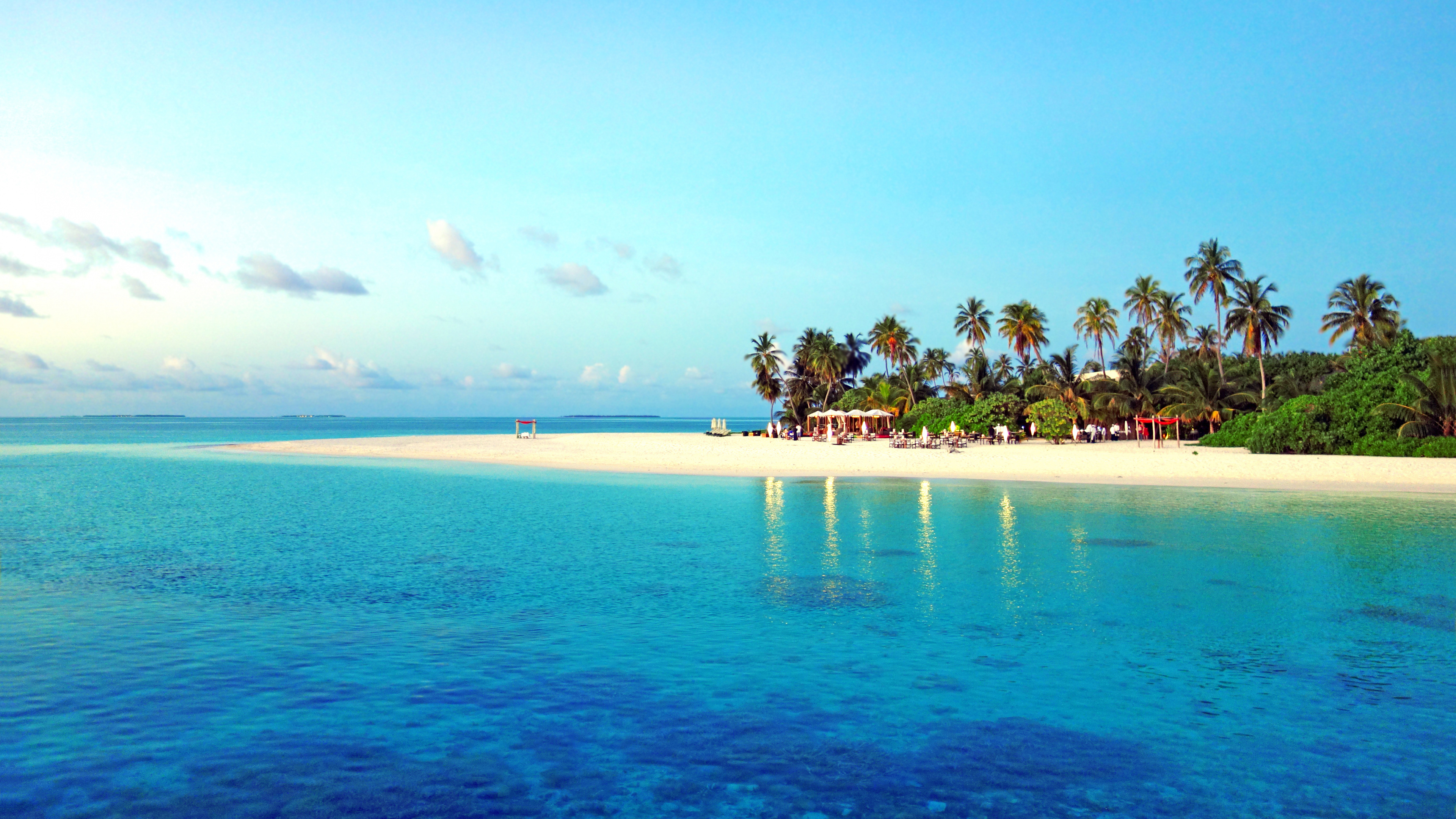 Green Trees on Island Surrounded by Blue Sea Water During Daytime. Wallpaper in 3840x2160 Resolution