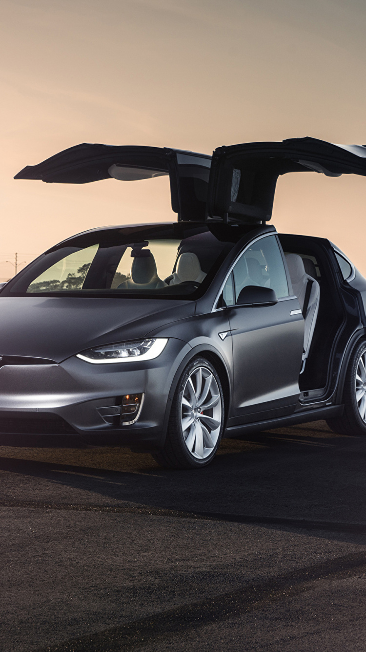 Grey Bmw Coupe on Grey Asphalt Road During Daytime. Wallpaper in 750x1334 Resolution