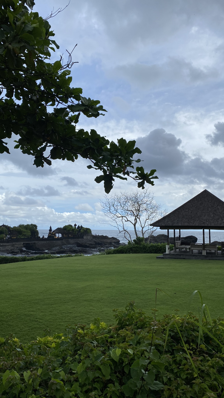 Bali, Cloud, Gras, Pavillon, Ebene. Wallpaper in 750x1334 Resolution