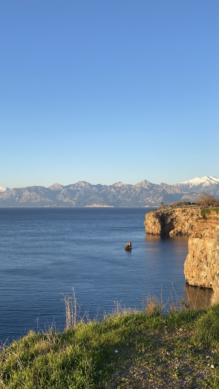 Costa, Agua, Montaña, Azure, Paisaje Natural. Wallpaper in 720x1280 Resolution