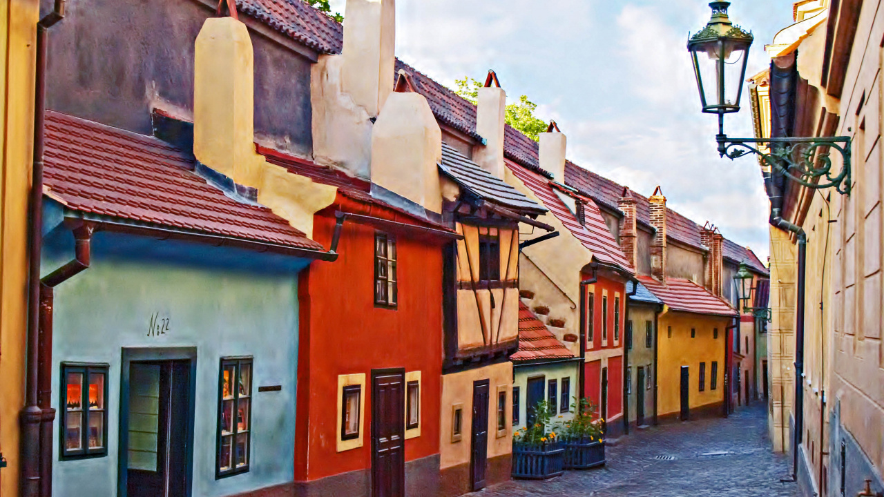 Brown and White Concrete Building During Daytime. Wallpaper in 1280x720 Resolution