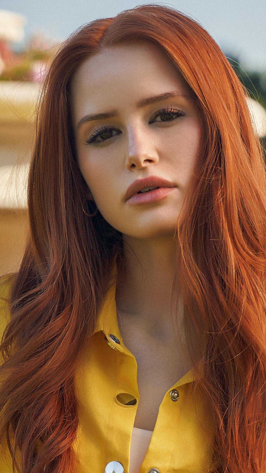 Madelaine Petsch, Riverdale, Flor de Cheryl, Cabeza, La Gente en la Naturaleza. Wallpaper in 1080x1920 Resolution