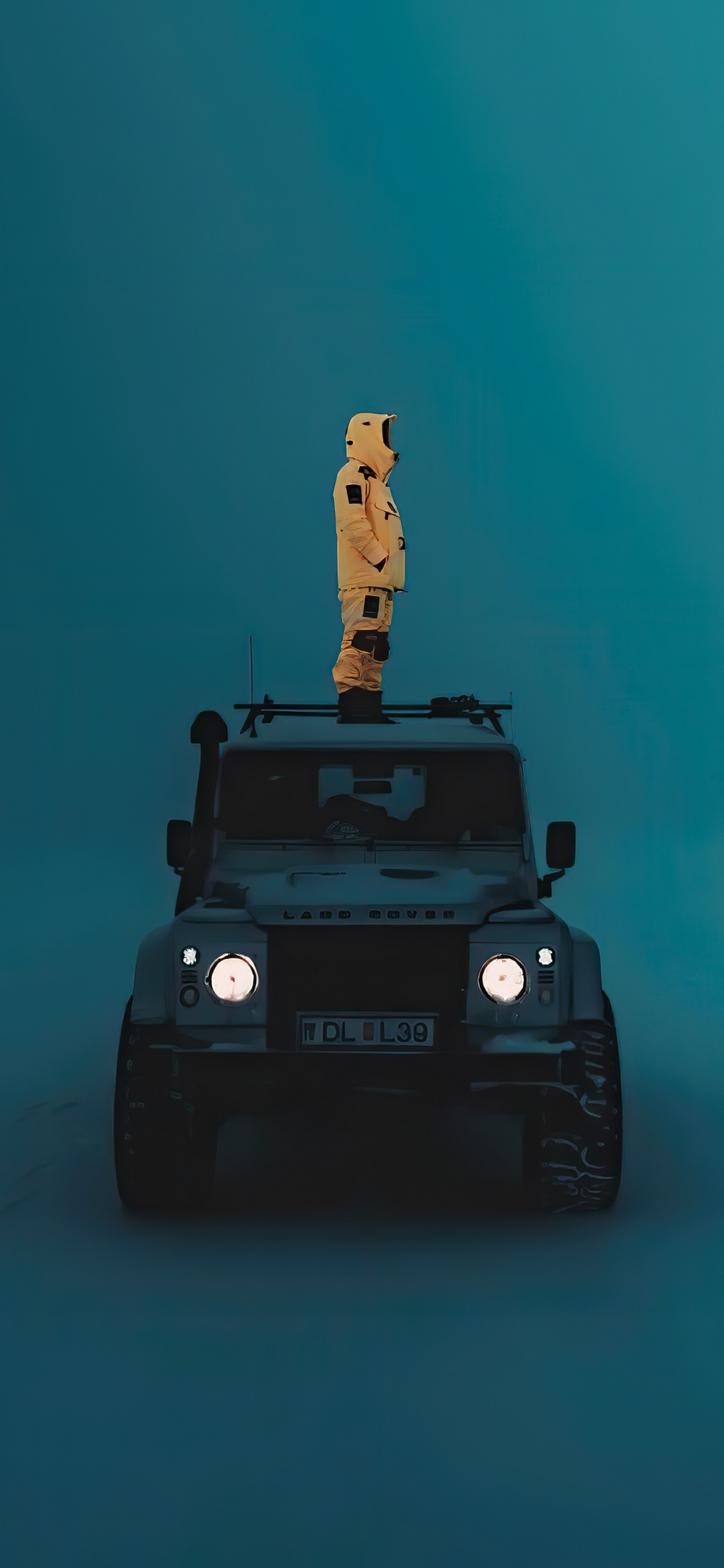 Car, Land Rover, Rad, Tire, KFZ-Reifen. Wallpaper in 1125x2436 Resolution