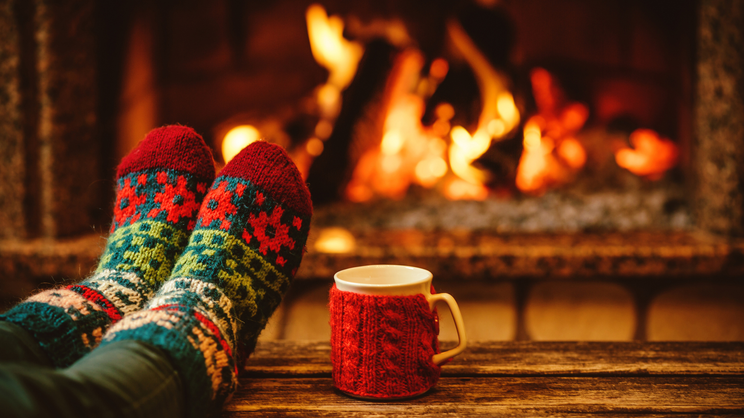 Chaussettes de Noël, Bas de Noël, Le Jour De Noël, Chaussette, Orange. Wallpaper in 2560x1440 Resolution