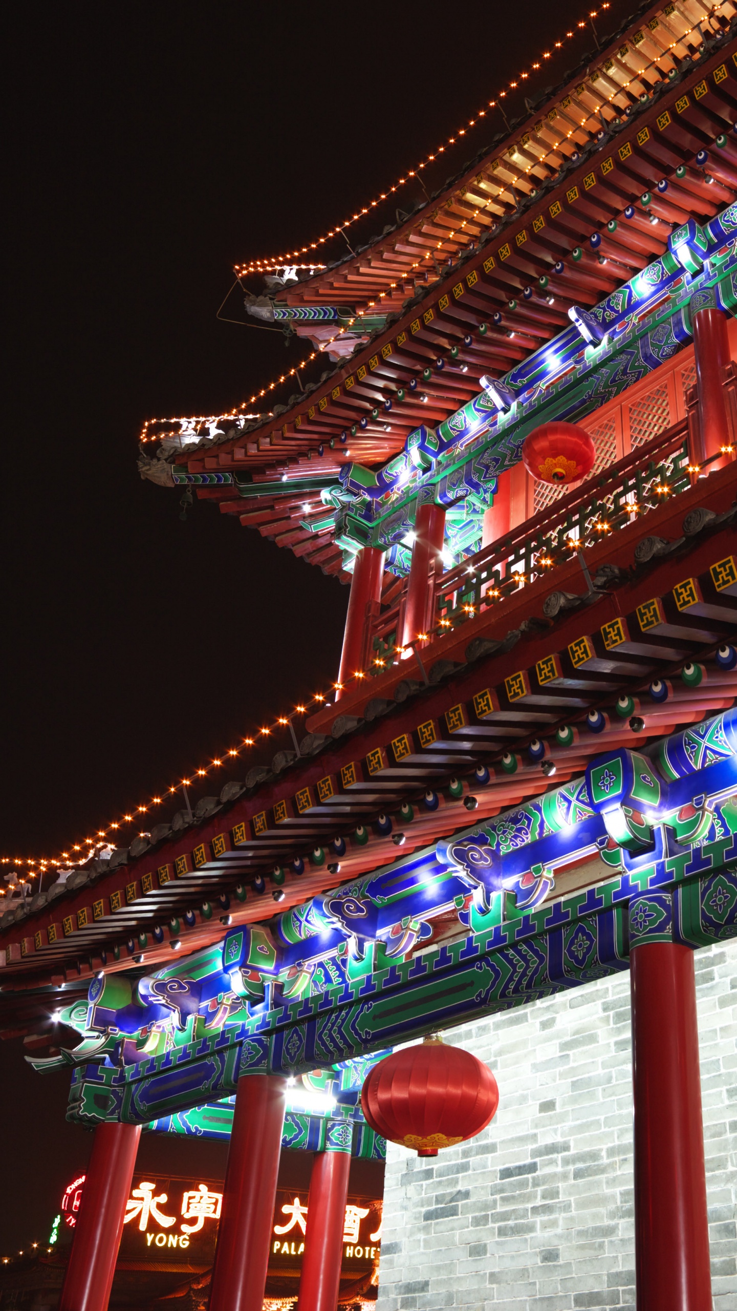 Lanternes Chinoises Rouges et Blanches. Wallpaper in 1440x2560 Resolution