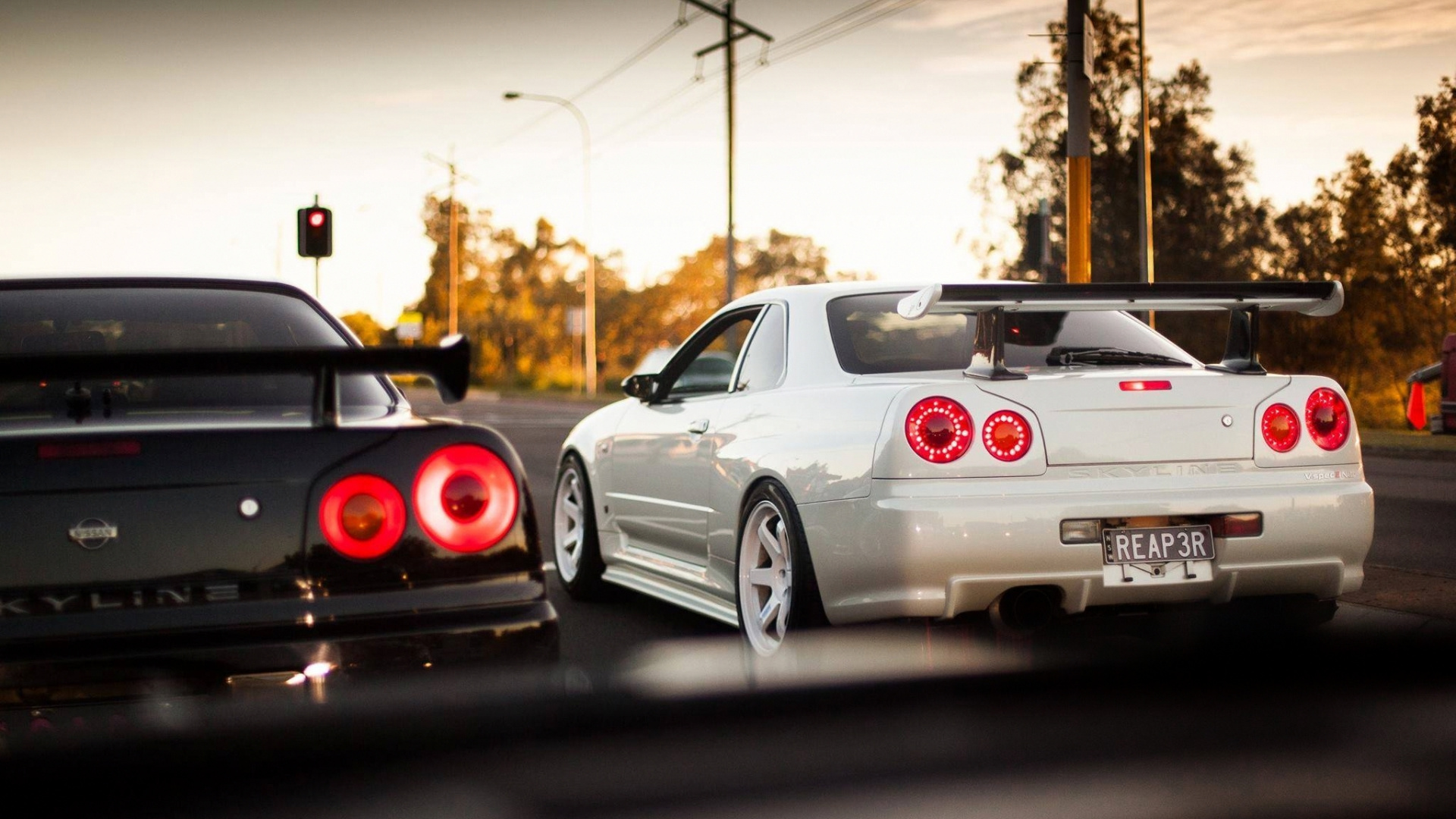 Weißer Porsche 911 Tagsüber Unterwegs. Wallpaper in 1920x1080 Resolution