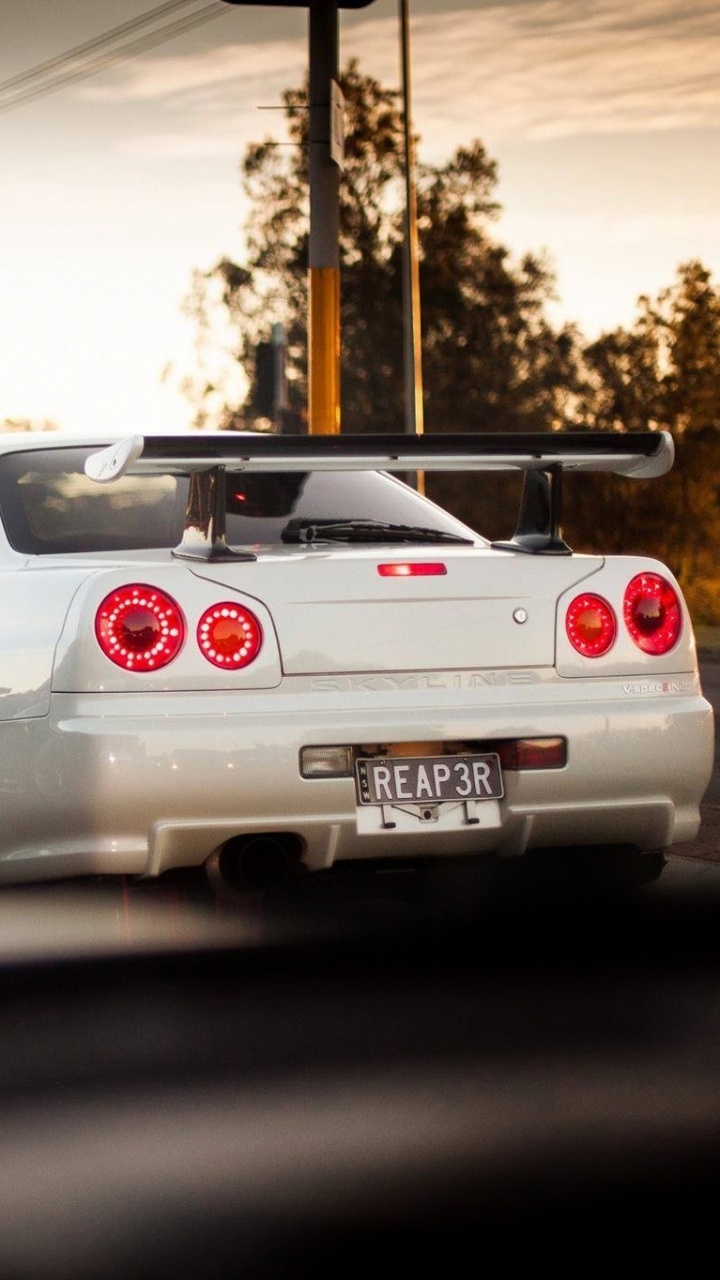 White Porsche 911 on Road During Daytime. Wallpaper in 720x1280 Resolution