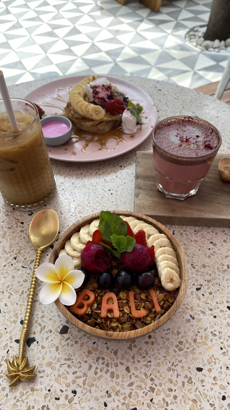 Postre, Desayuno, Brunch, Comida, Alimento. Wallpaper in 750x1334 Resolution