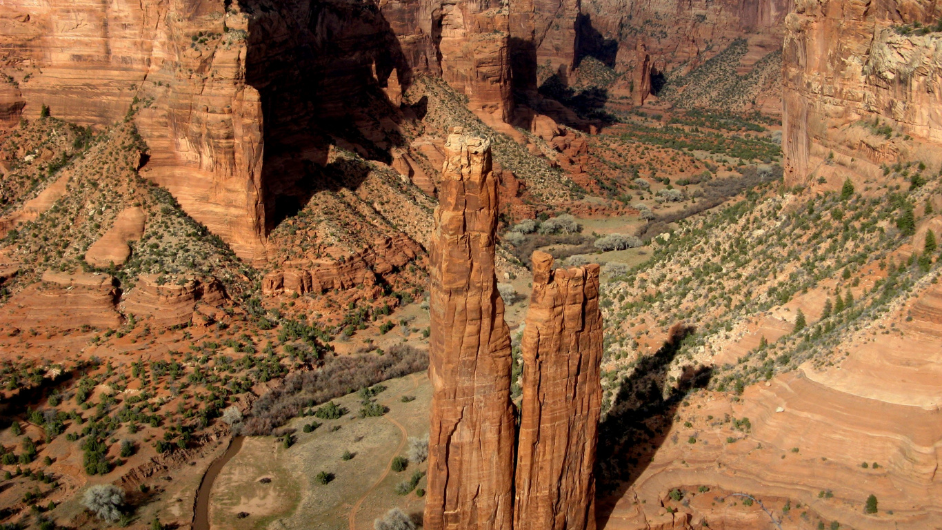 Brown Rock Formation Under Blue Sky During Daytime. Wallpaper in 1366x768 Resolution