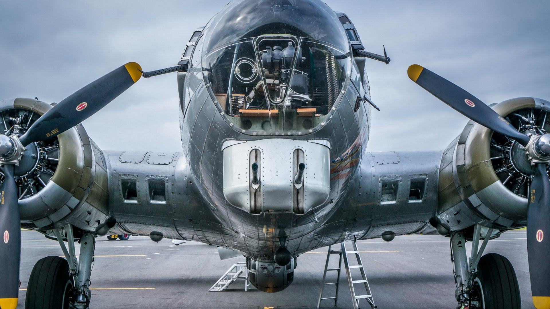 Gray and Yellow Fighter Plane. Wallpaper in 1920x1080 Resolution