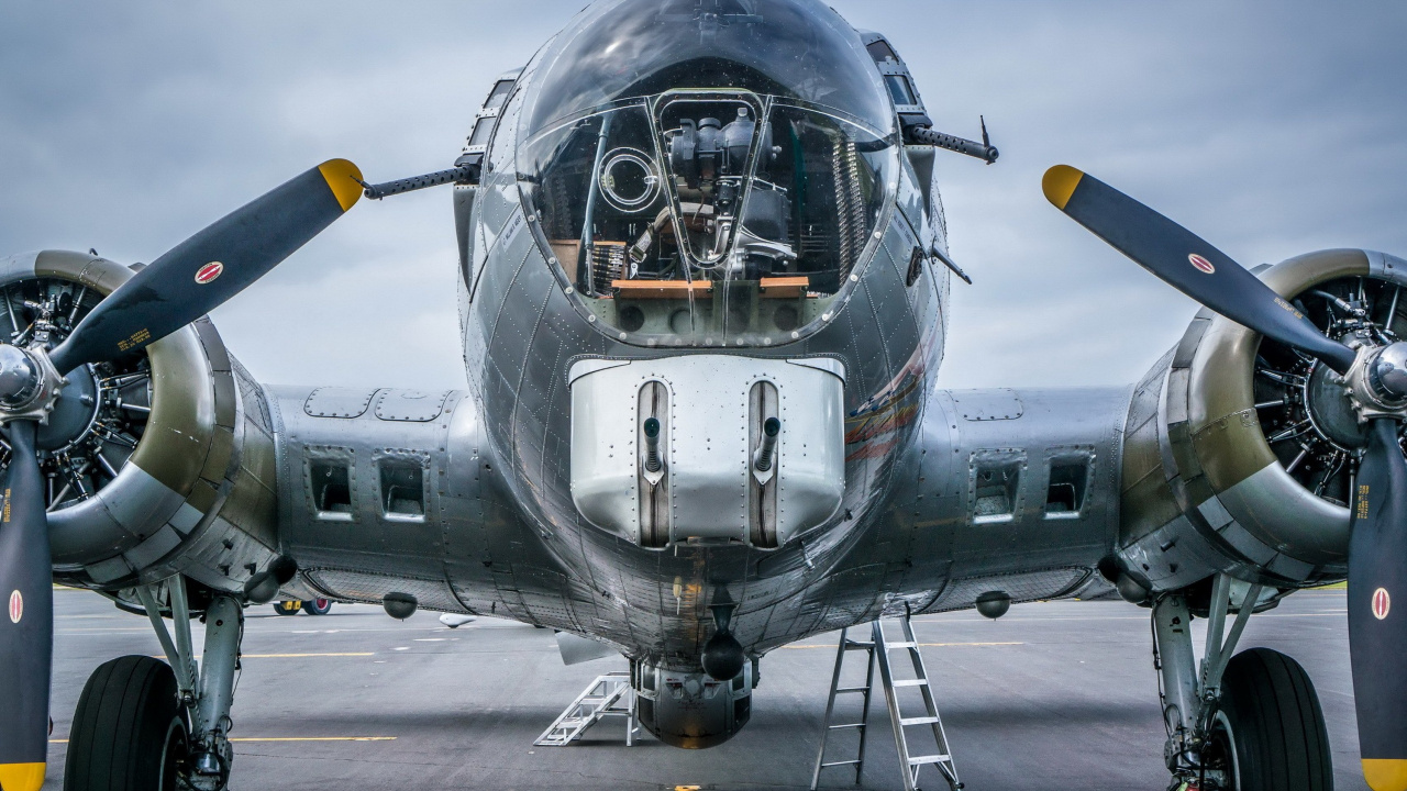 Avion de Chasse Gris et Jaune. Wallpaper in 1280x720 Resolution