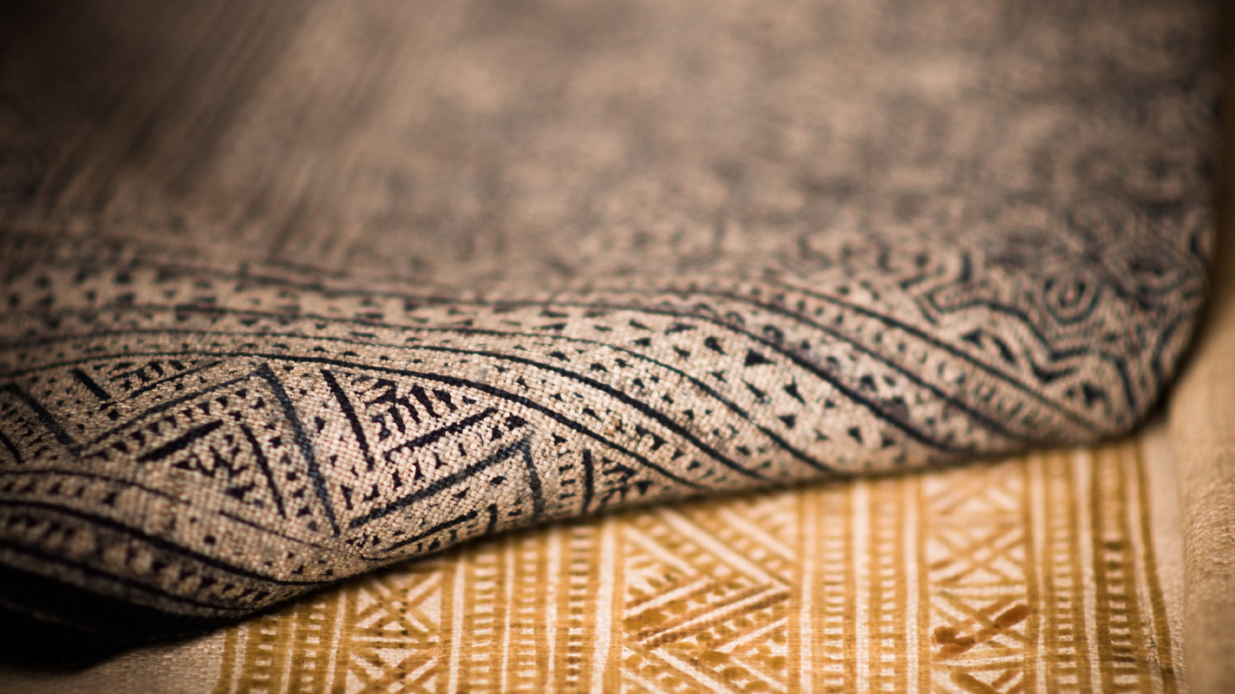 White and Black Tribal Textile. Wallpaper in 1366x768 Resolution