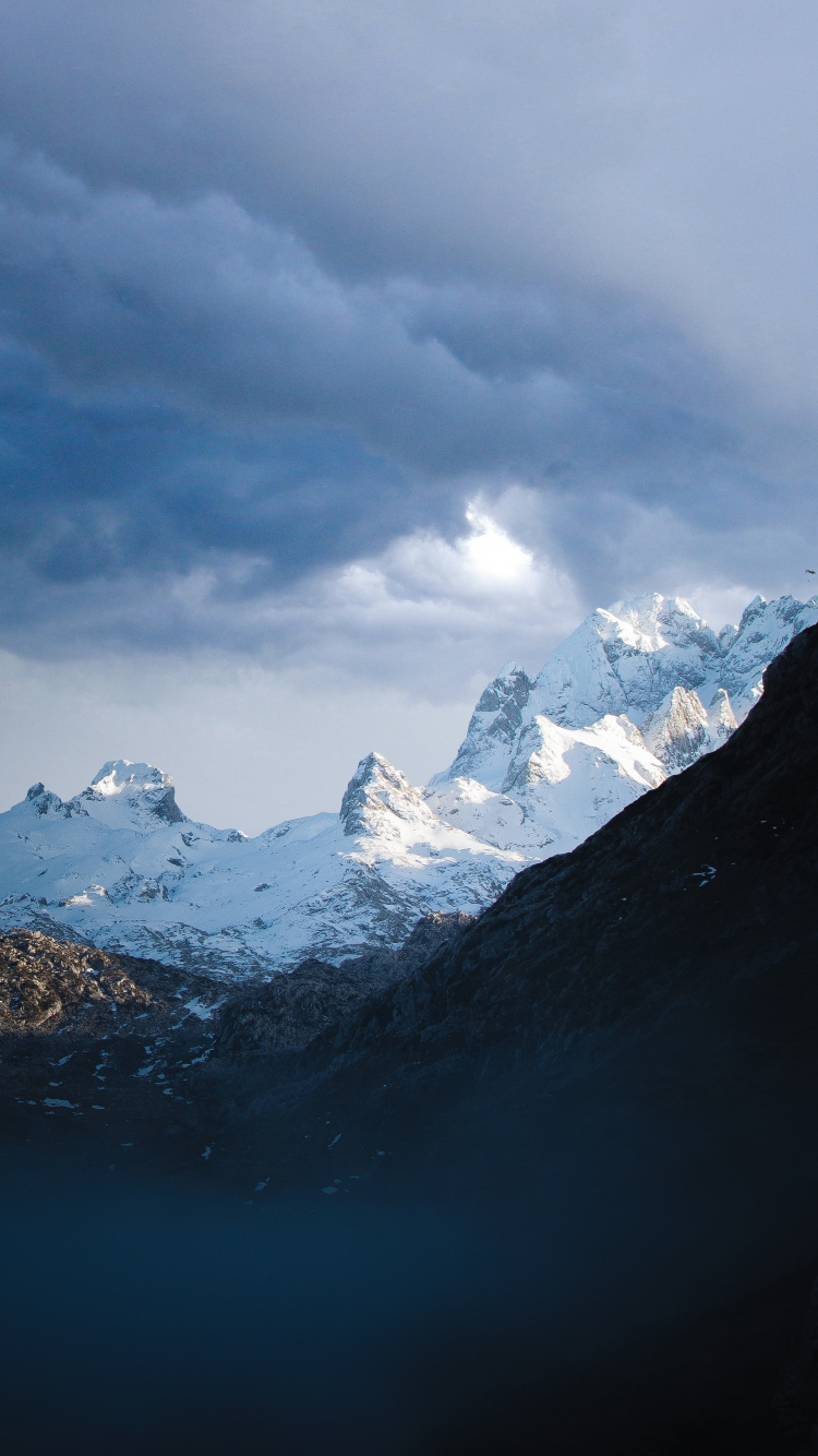 Mountainous Landforms, Mountain, Highland, Cloud, Mountain Range. Wallpaper in 750x1334 Resolution