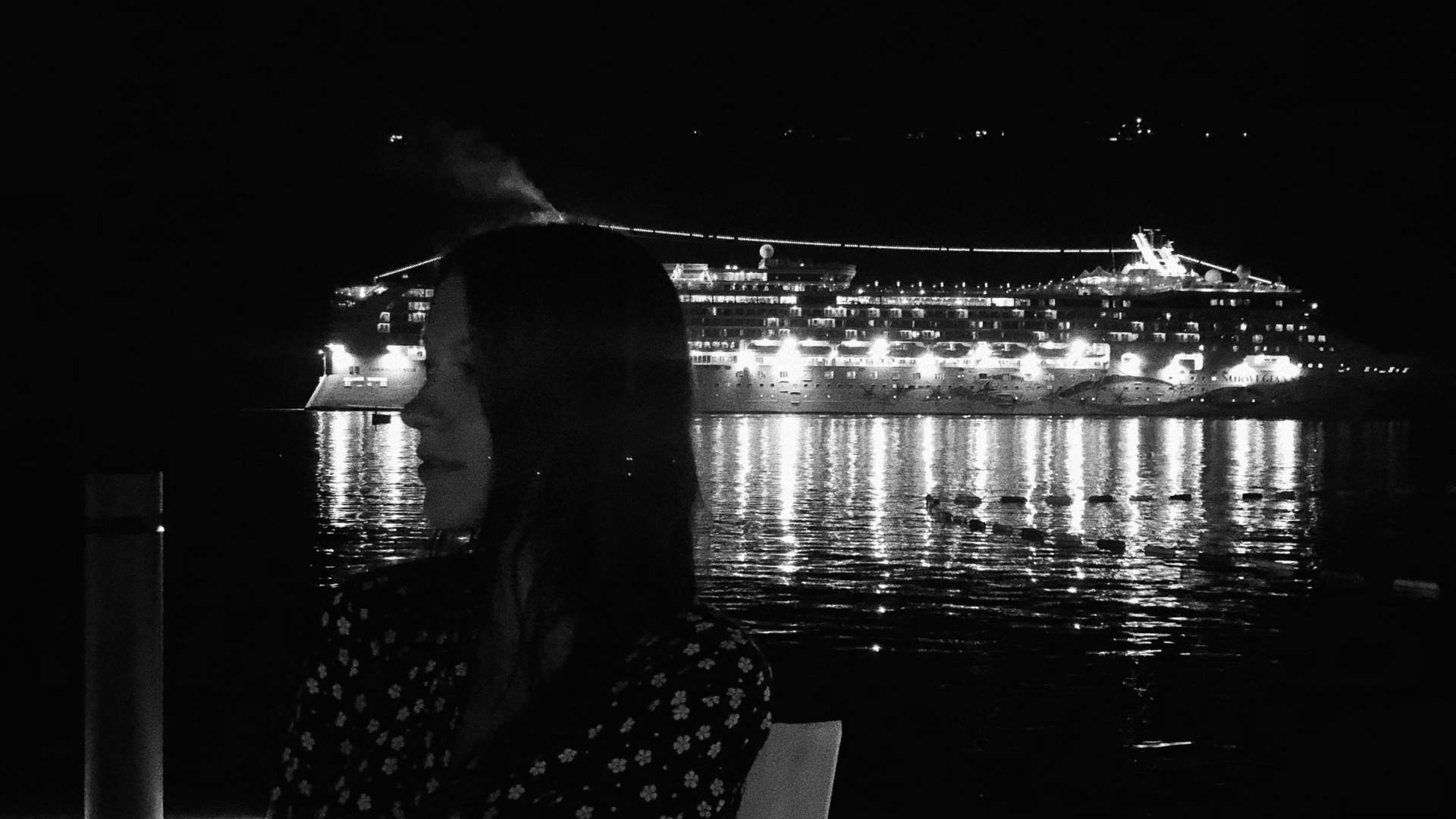 Reflexion, Wasser, Schwarz Und Weiß, Nacht, Mitternacht. Wallpaper in 1920x1080 Resolution