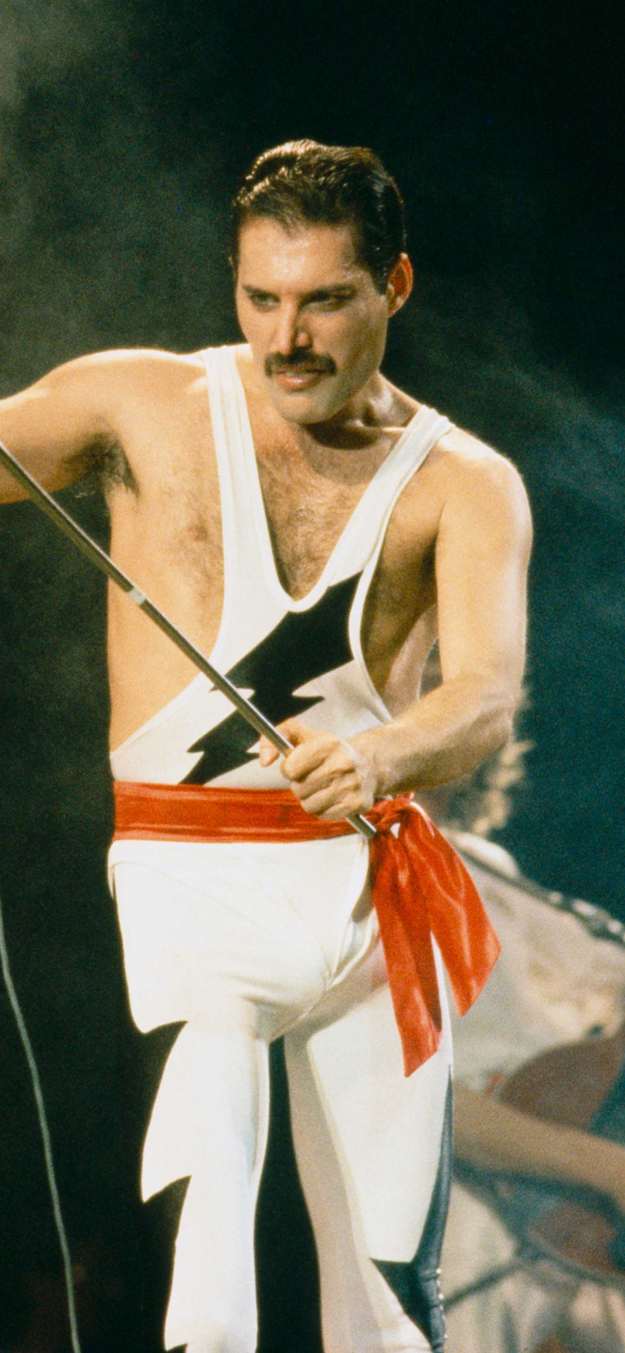Freddie Mercury, Queen, Performance, Entertainment, Music. Wallpaper in 1242x2688 Resolution