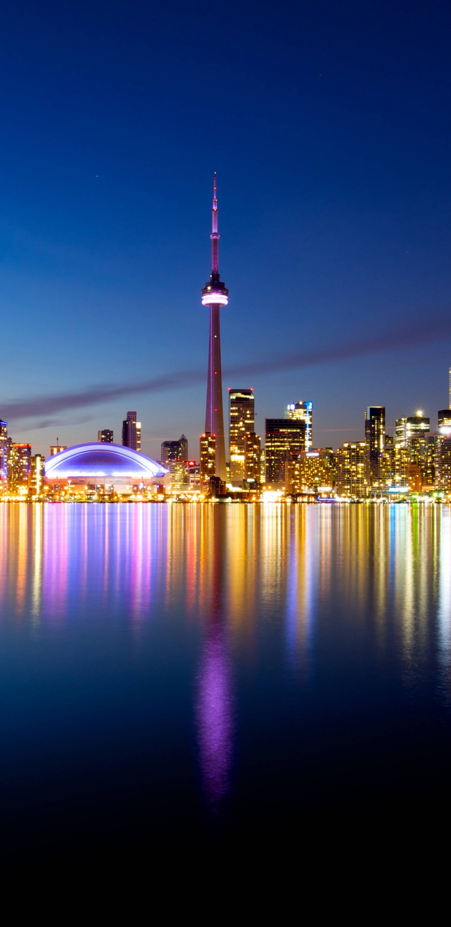 Skyline Der Stadt Bei Nacht Night. Wallpaper in 1440x2960 Resolution