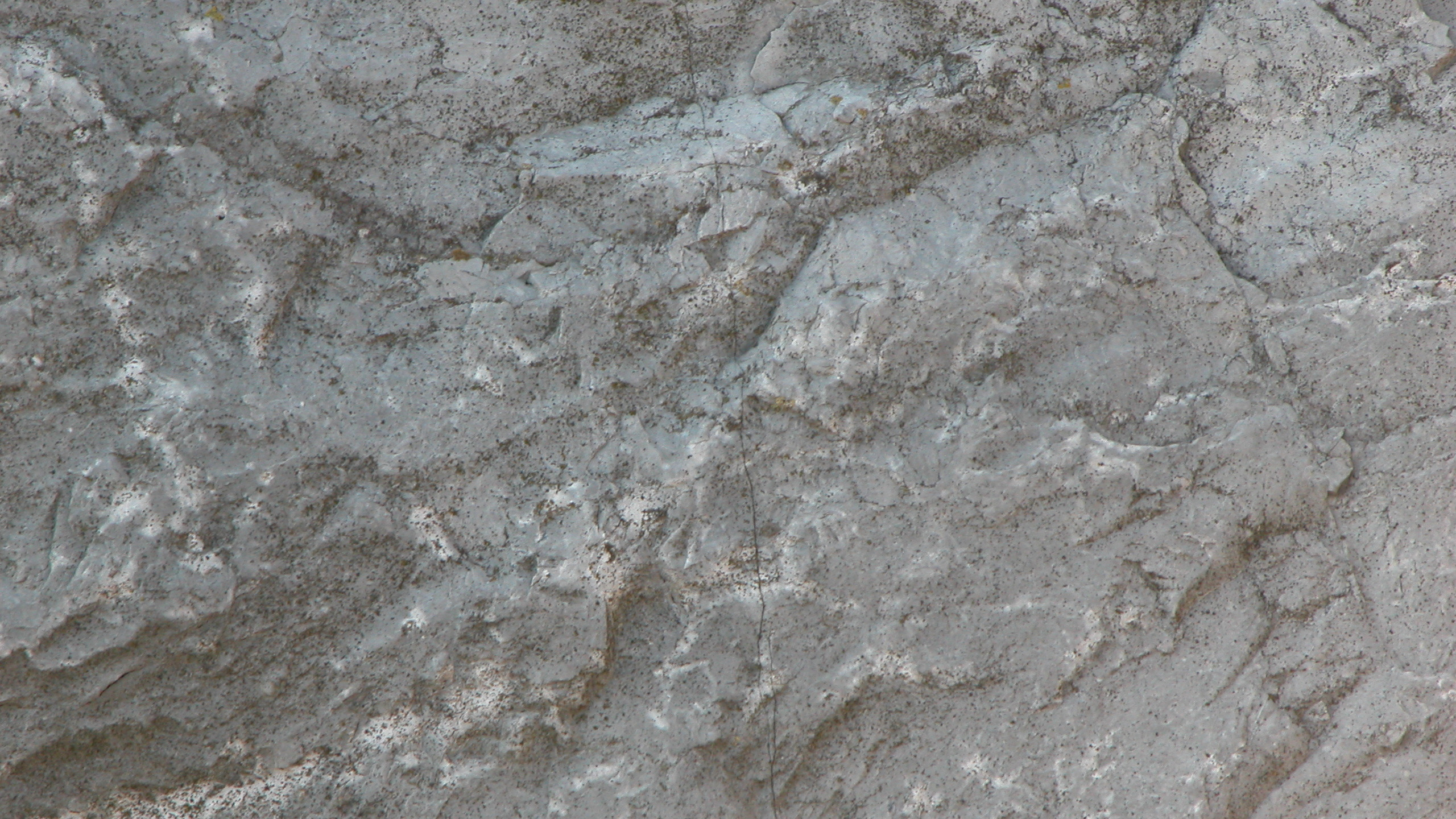 Braune Und Graue Felsformation. Wallpaper in 2560x1440 Resolution