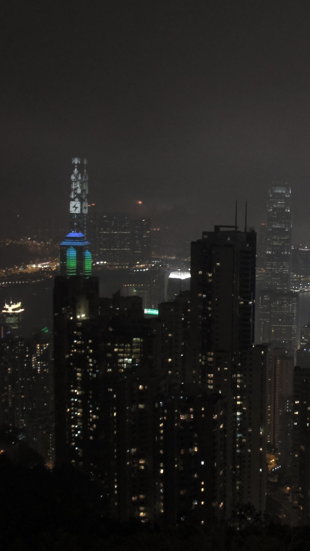 Skyline Der Stadt Bei Nacht Night. Wallpaper in 1080x1920 Resolution