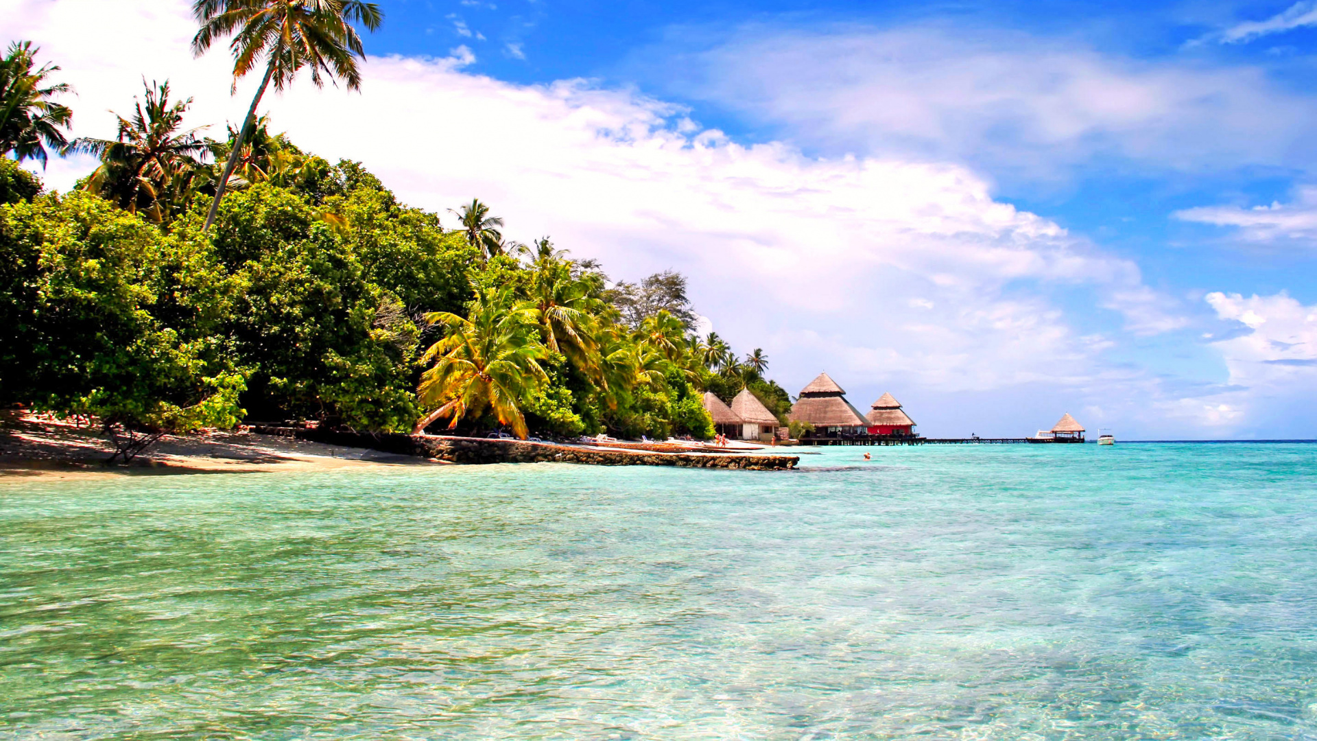 Brown and White House on Beach During Daytime. Wallpaper in 1920x1080 Resolution