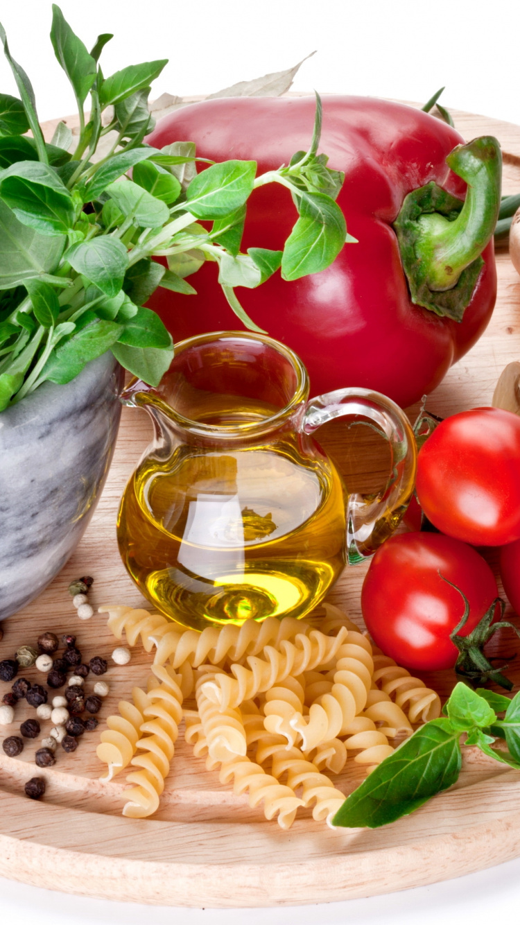 Poivrons Rouges et Verts Sur Bol en Céramique Blanche. Wallpaper in 750x1334 Resolution