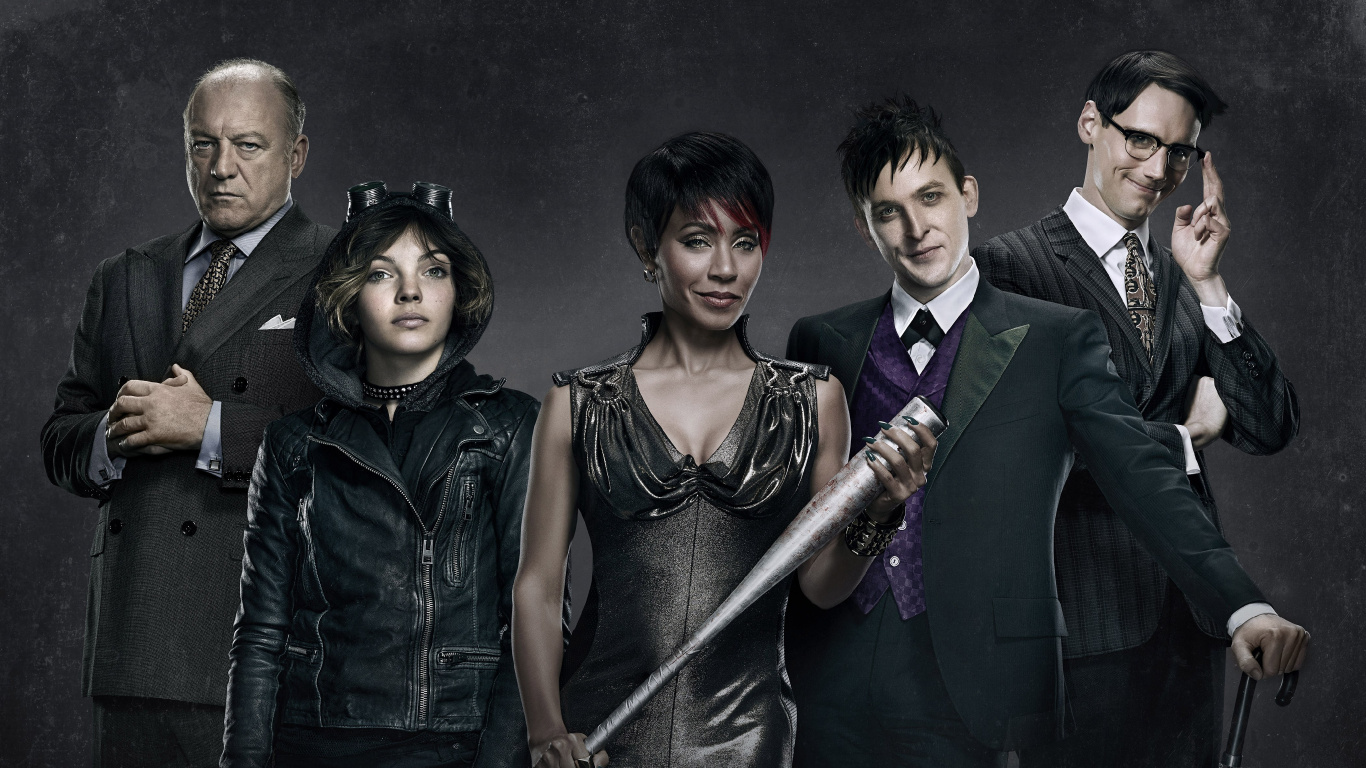 Homme en Veste de Costume Noir Tenant un Bâton Noir. Wallpaper in 1366x768 Resolution