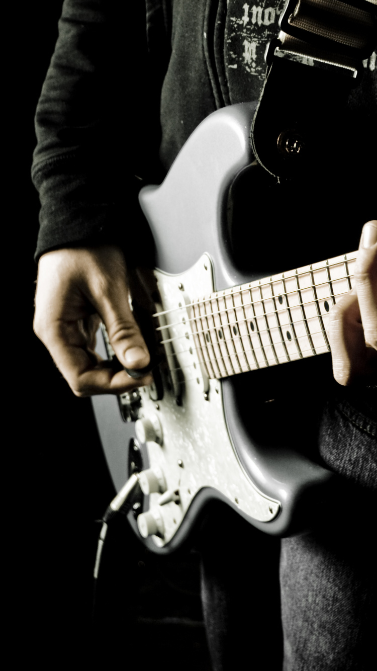 Gitarre, Bass, Gitarrist, Musiker, Gezupfte Saiteninstrumente. Wallpaper in 750x1334 Resolution