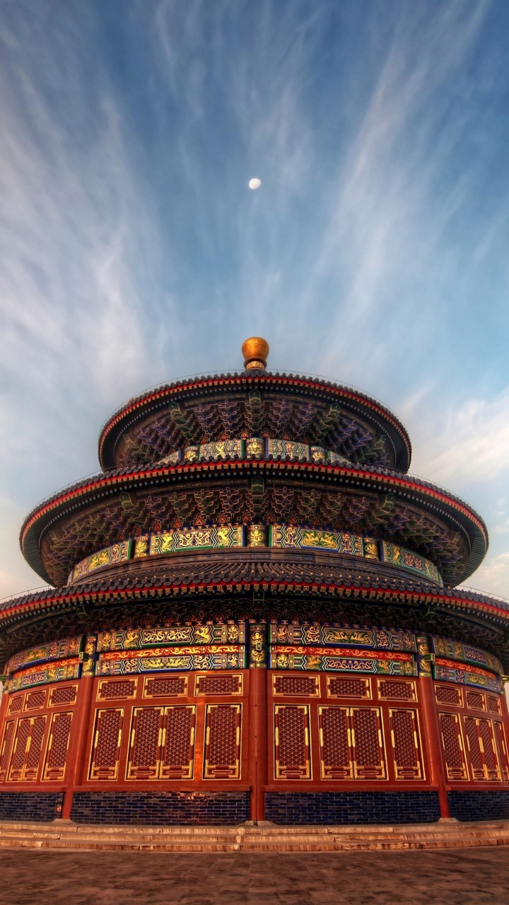 Brown and Black Building Under Blue Sky During Daytime. Wallpaper in 720x1280 Resolution