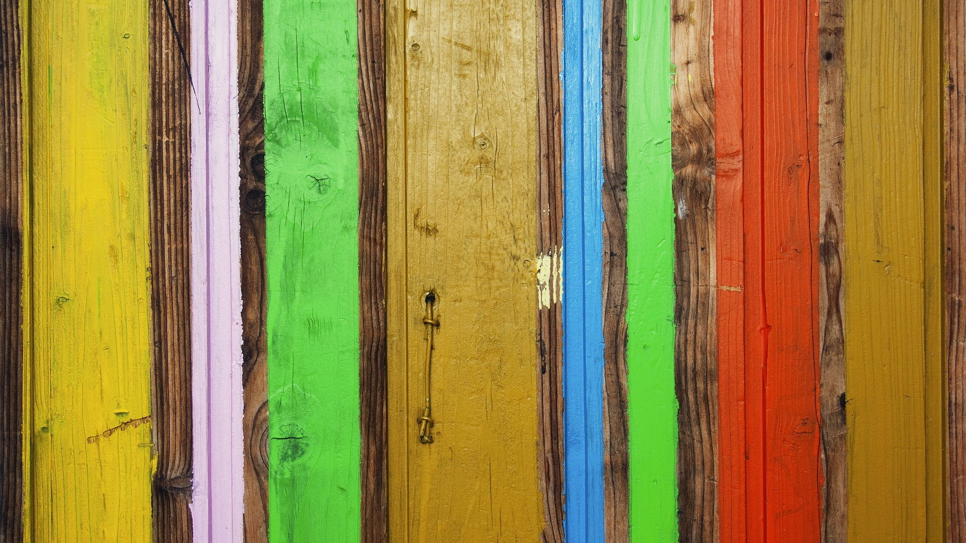 Mur en Bois Vert Jaune et Rouge. Wallpaper in 1920x1080 Resolution