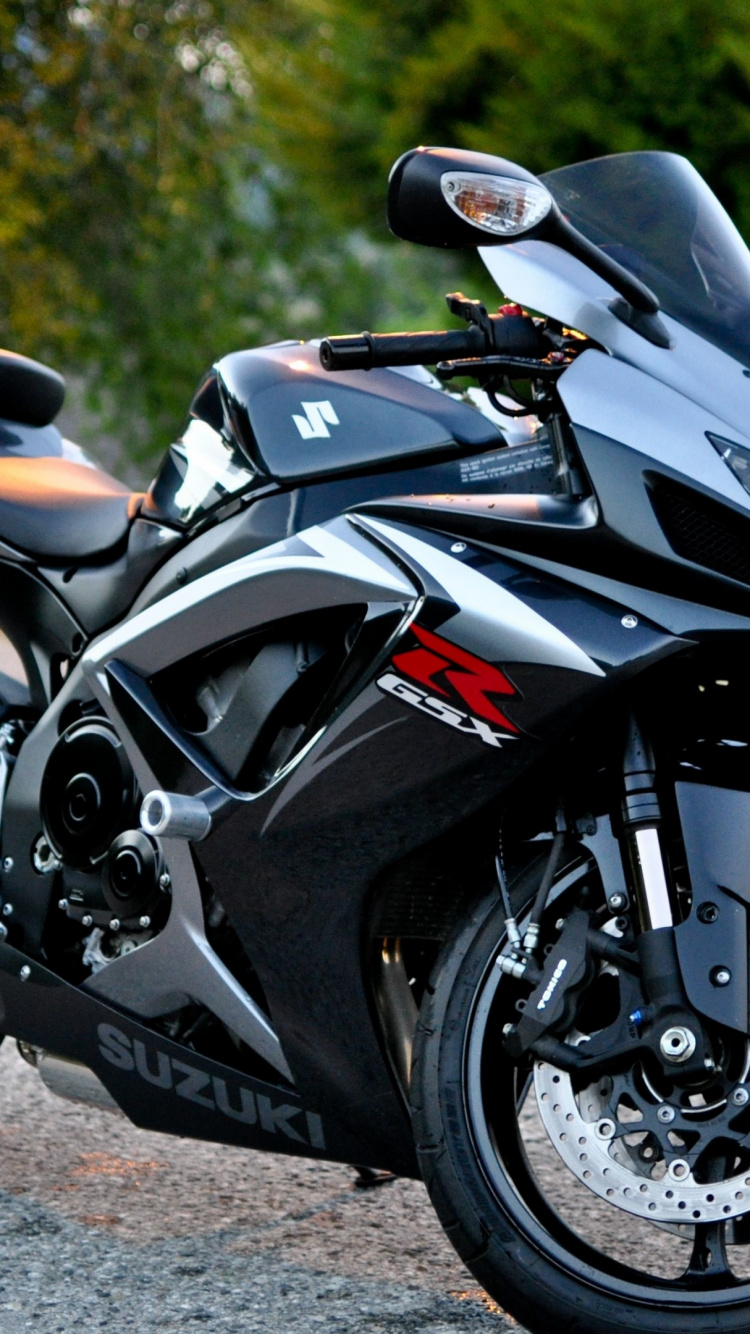 Motorcycle, Suzuki, Suzuki GSX-R, Motorcycle Fairing, Gsx R750. Wallpaper in 750x1334 Resolution