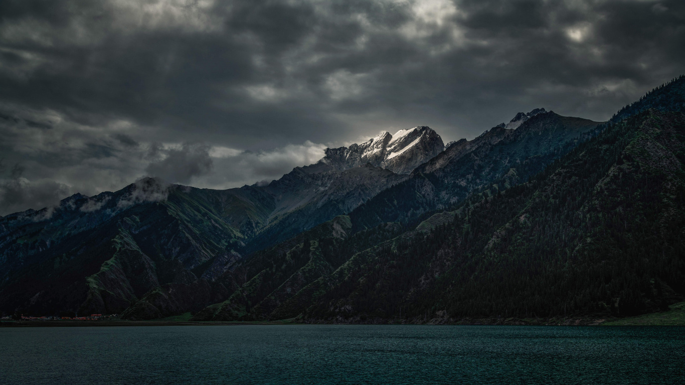 Highland, Cloud, Nature, Sky, Mountain Range. Wallpaper in 1366x768 Resolution