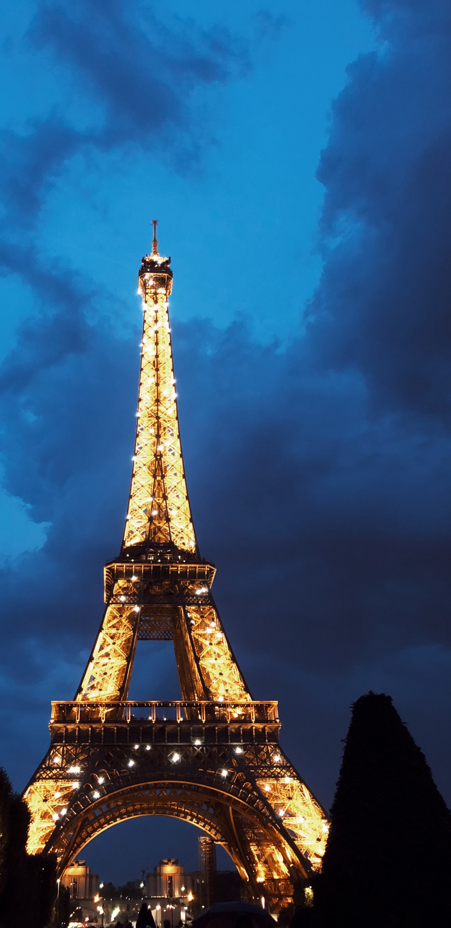 Paris, Eiffel Tower, Tourist Attraction, Monument, Blue. Wallpaper in 1440x2960 Resolution