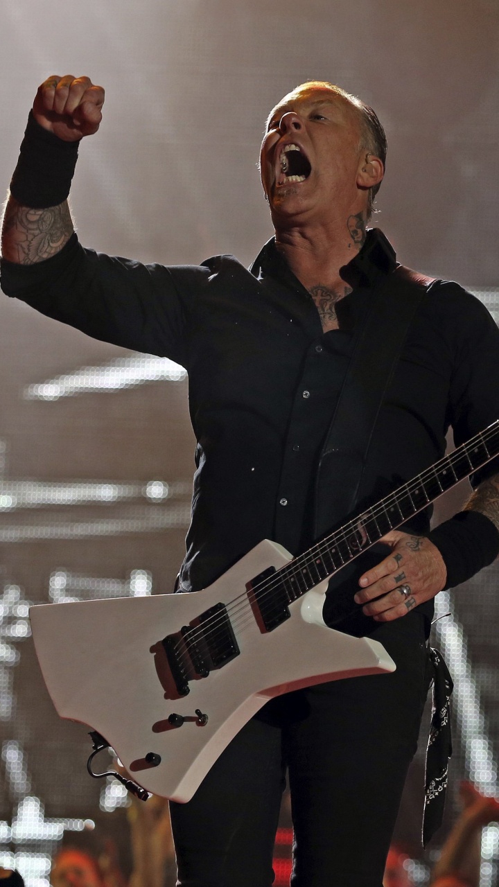 Konzert, Metallica, Musiker, Gitarrist, Leistung. Wallpaper in 720x1280 Resolution
