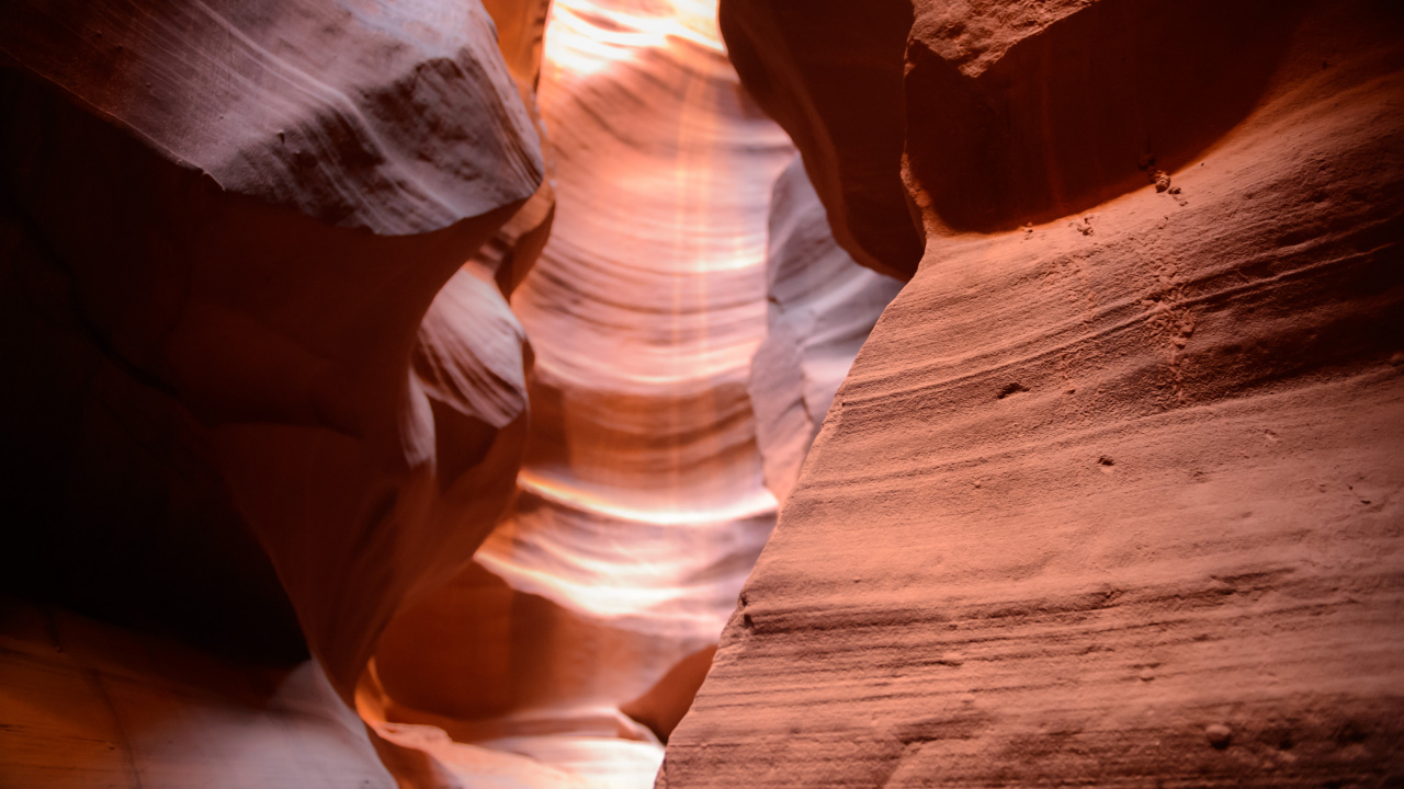 Brown Rock Formation During Daytime. Wallpaper in 1280x720 Resolution