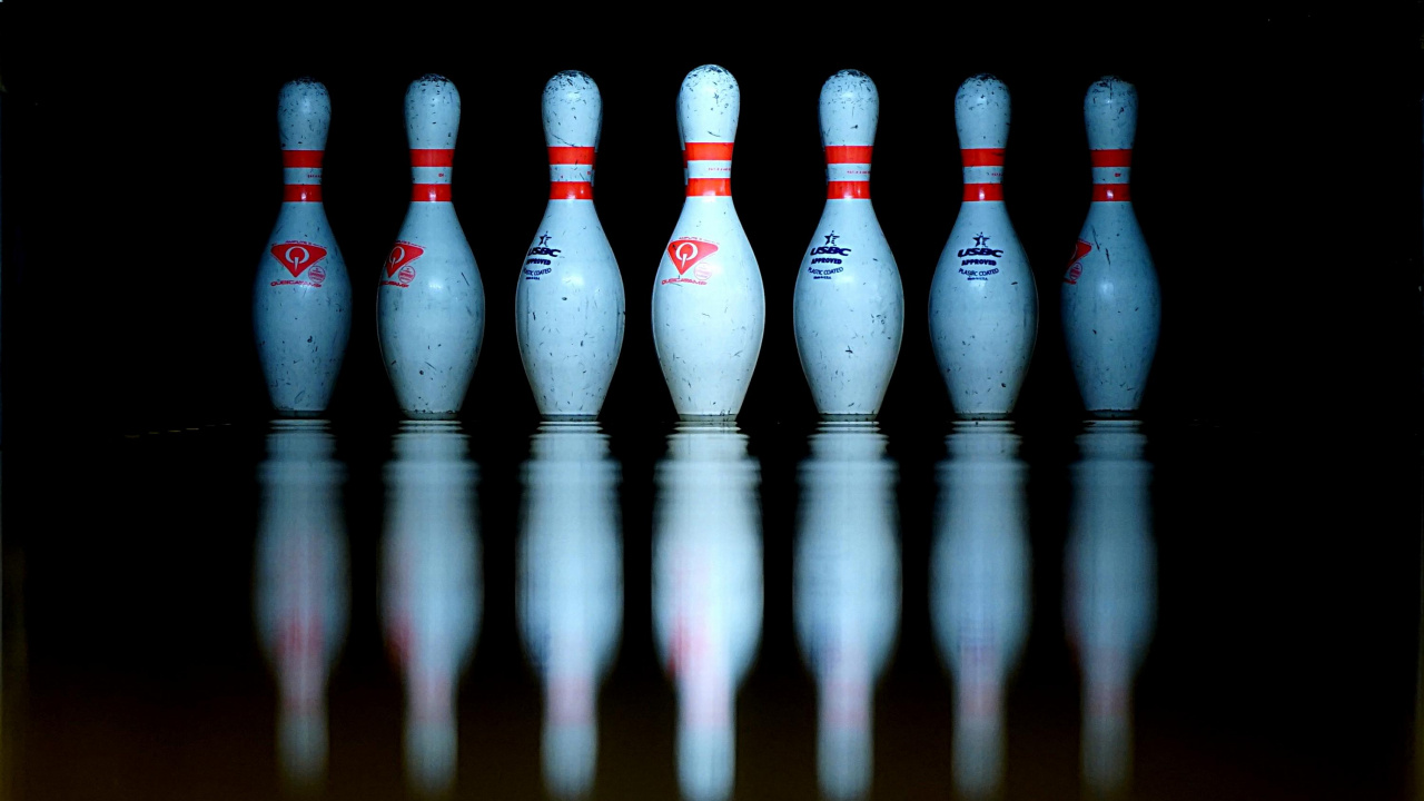 White and Red Cross Print Bottles. Wallpaper in 1280x720 Resolution