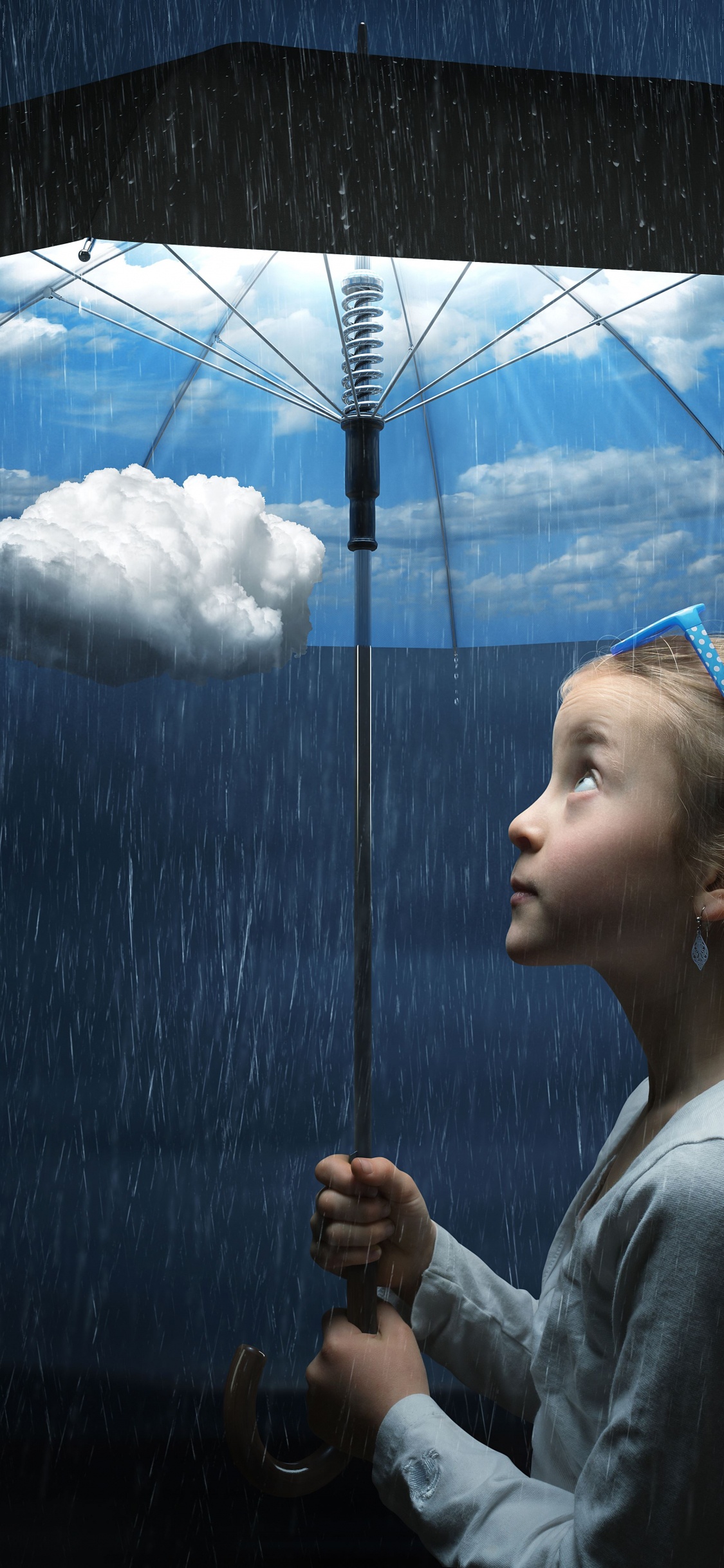 Frau im Grauen Langarmhemd Mit Regenschirm. Wallpaper in 1125x2436 Resolution