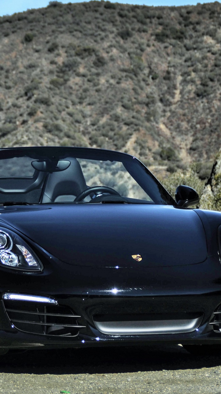 Porsche 911 Noire Sur Route de Terre Brune Pendant la Journée. Wallpaper in 720x1280 Resolution